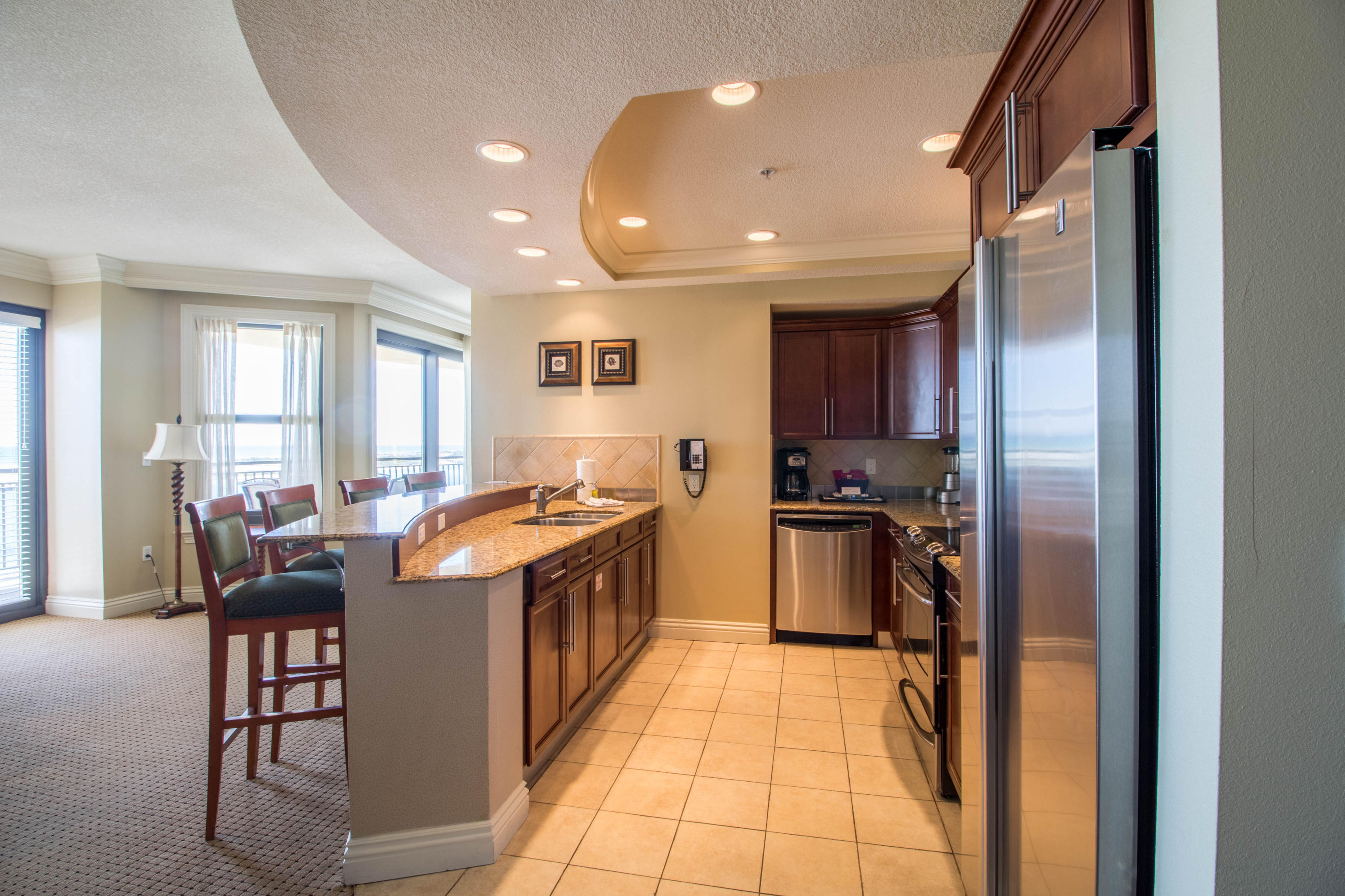 EMERALD GRANDE - Residential