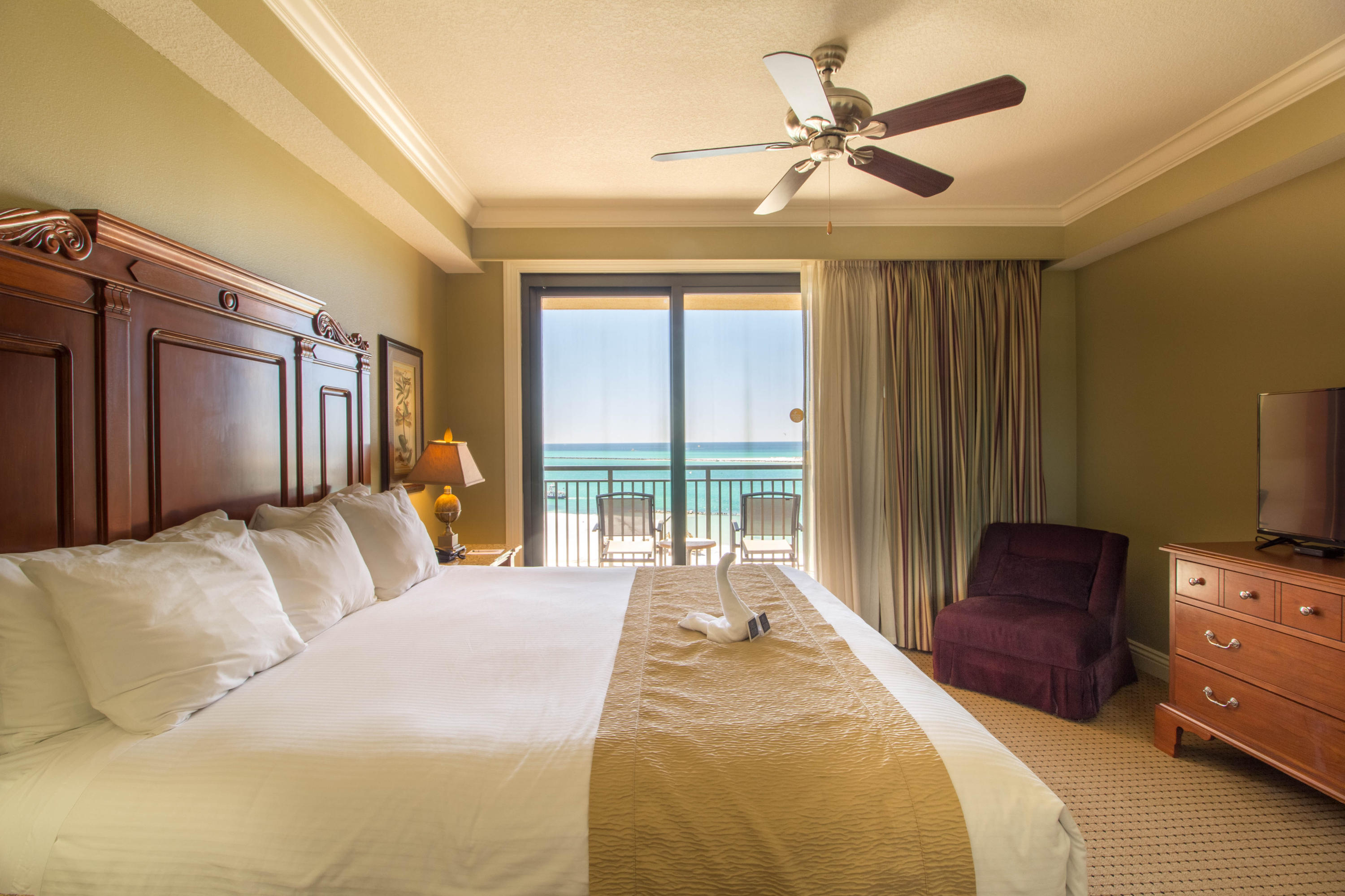 EMERALD GRANDE - Residential