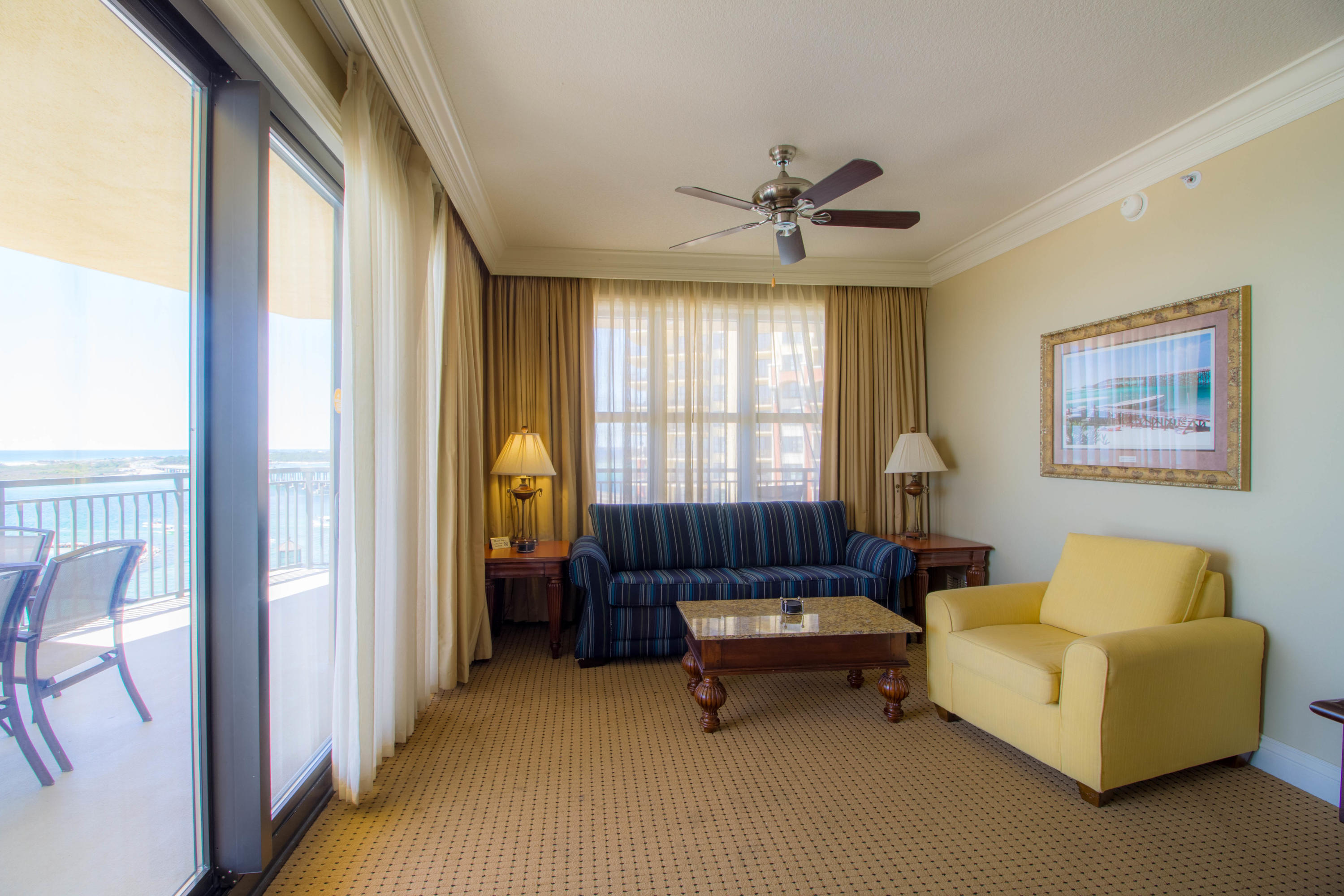 EMERALD GRANDE - Residential