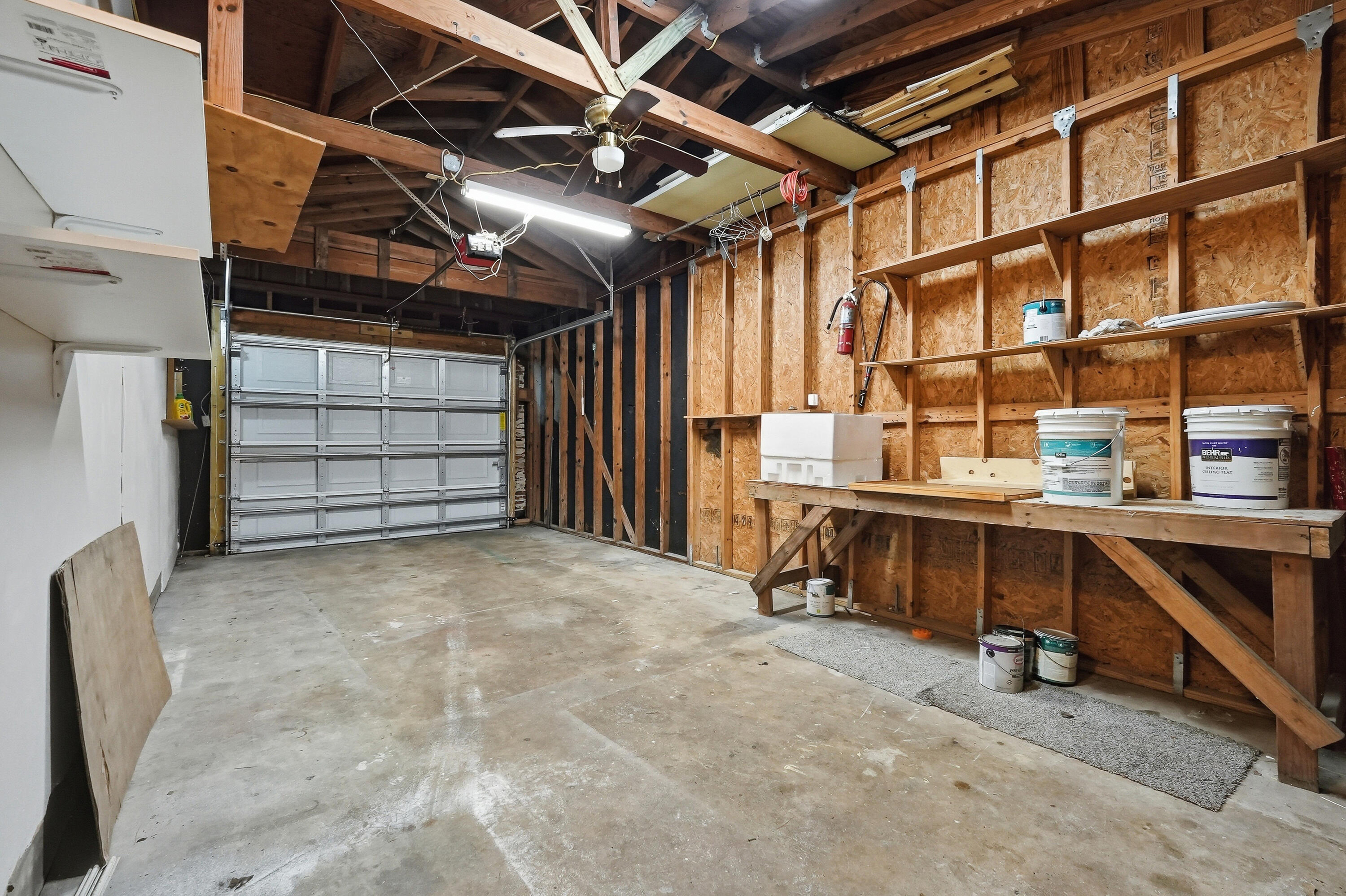 SANTASIA PARK - Residential Lease