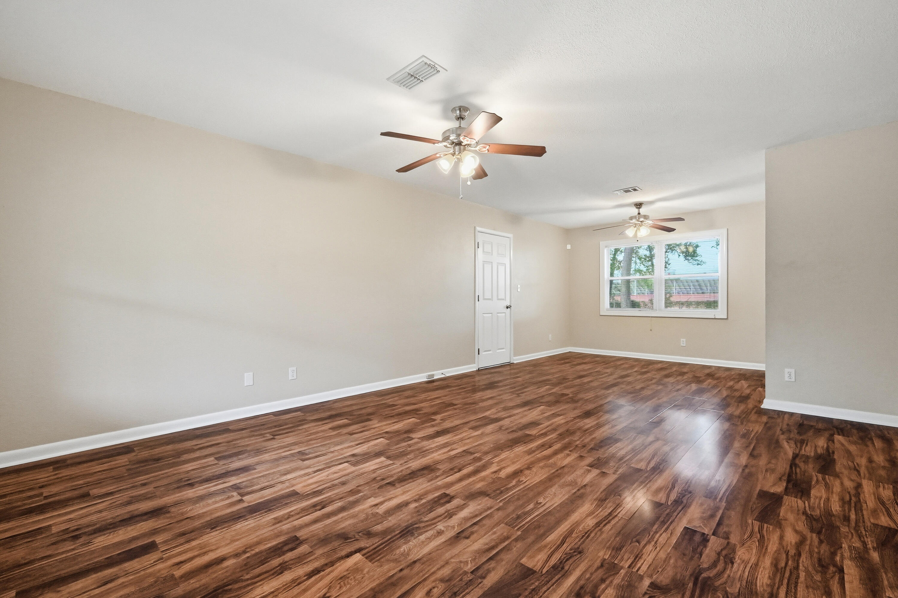 SANTASIA PARK - Residential Lease