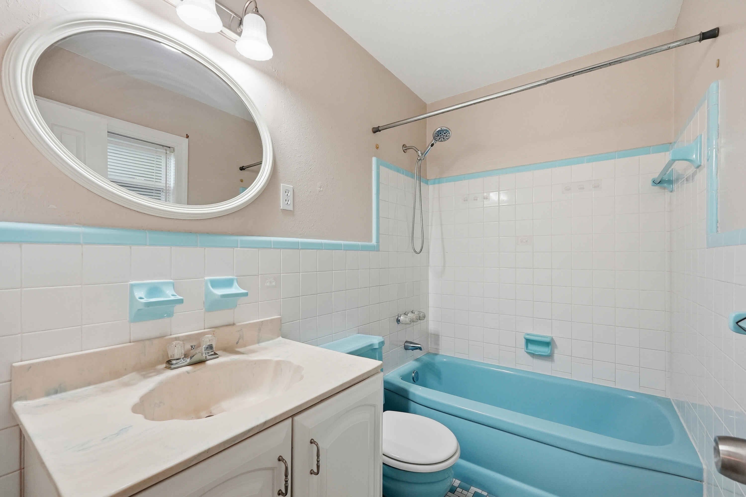 SANTASIA PARK - Residential Lease