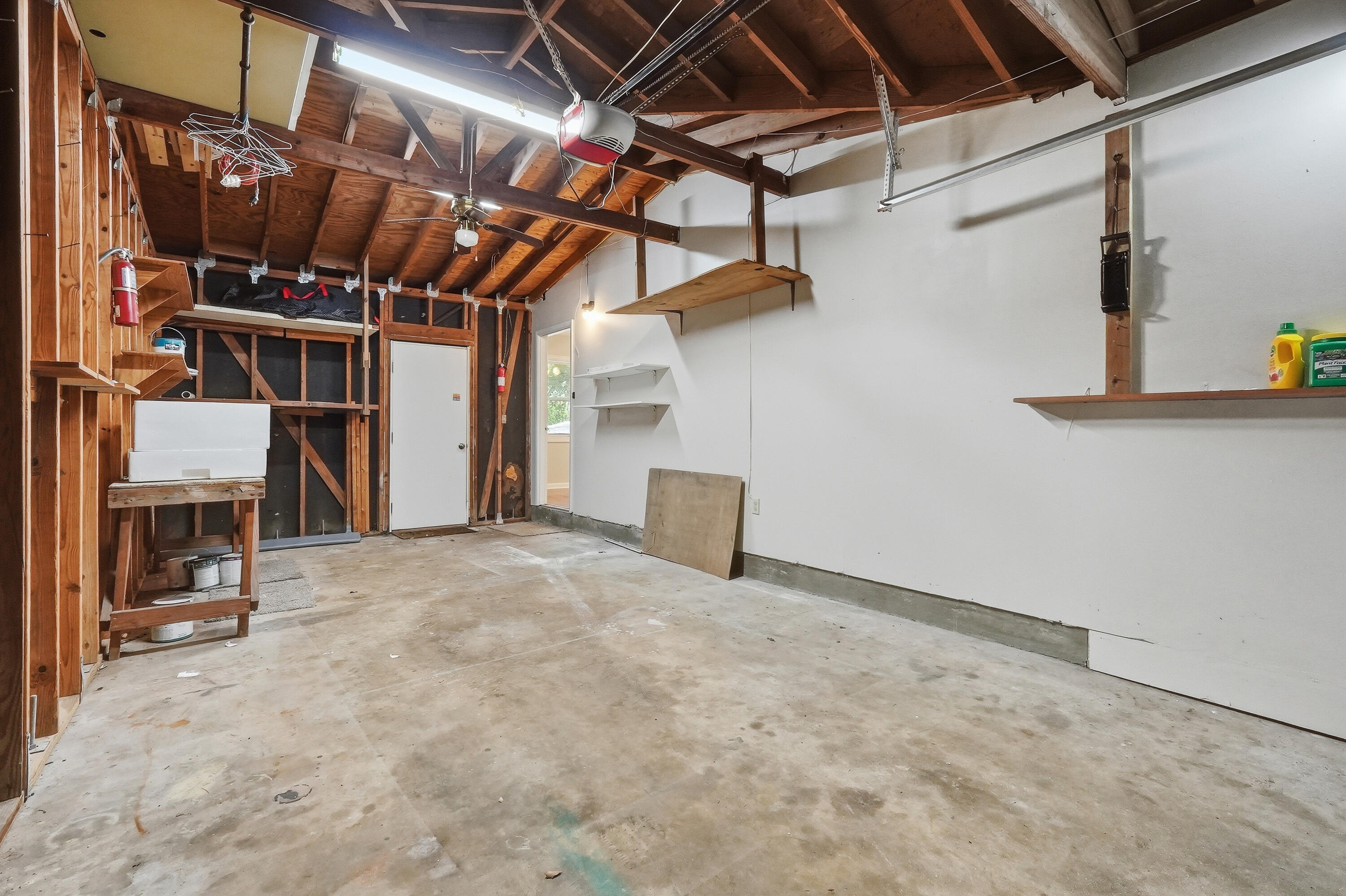 SANTASIA PARK - Residential Lease
