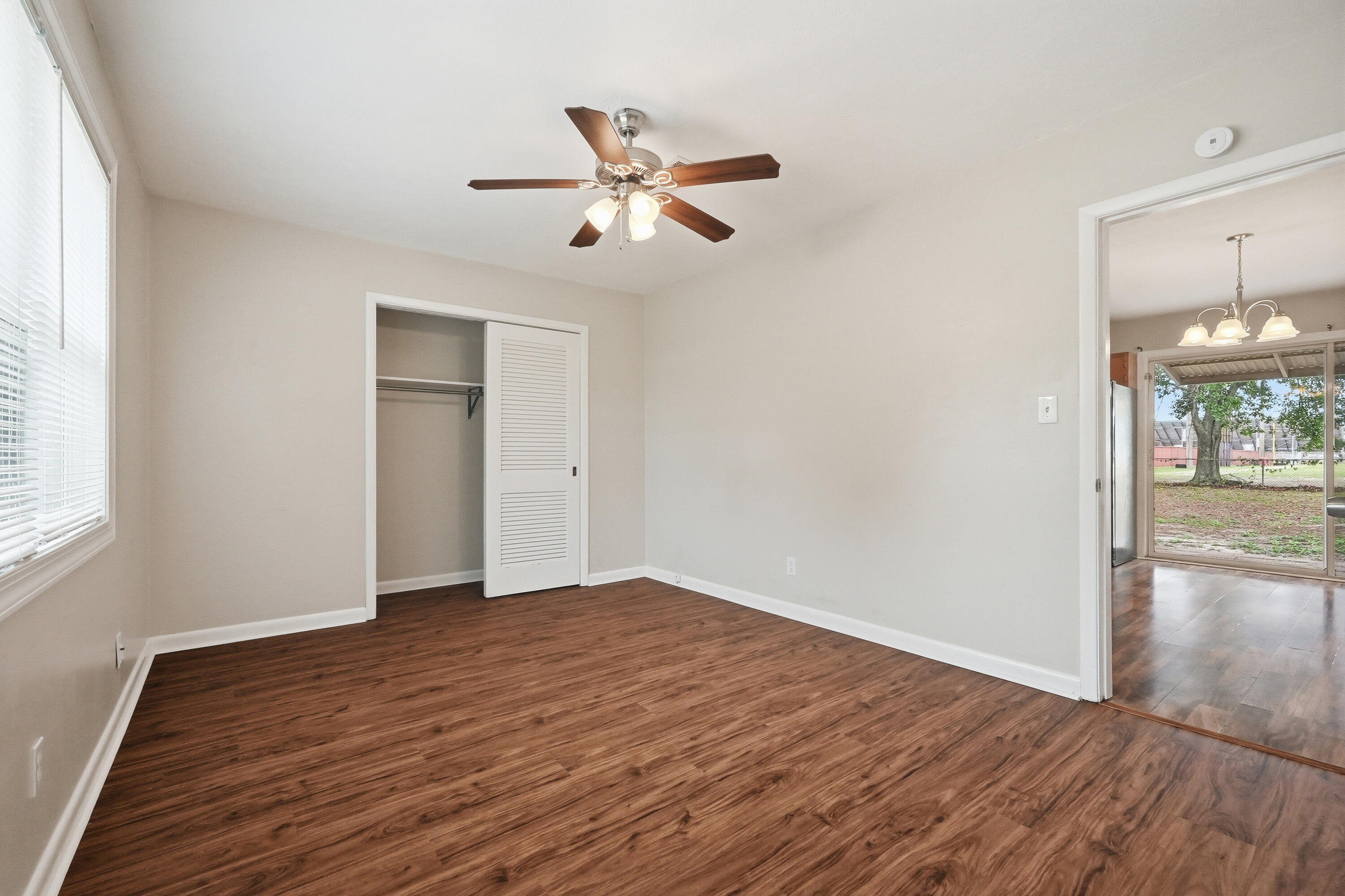 SANTASIA PARK - Residential Lease