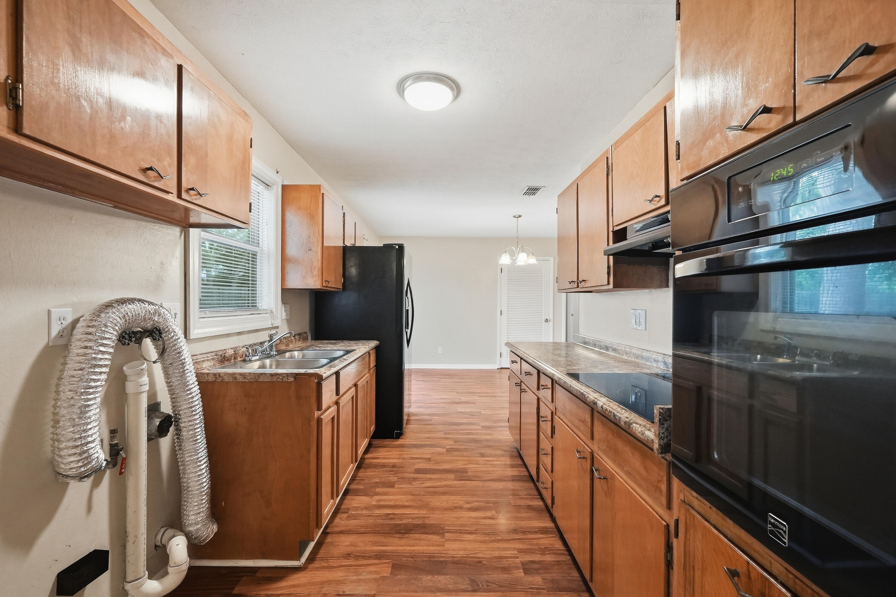 SANTASIA PARK - Residential Lease