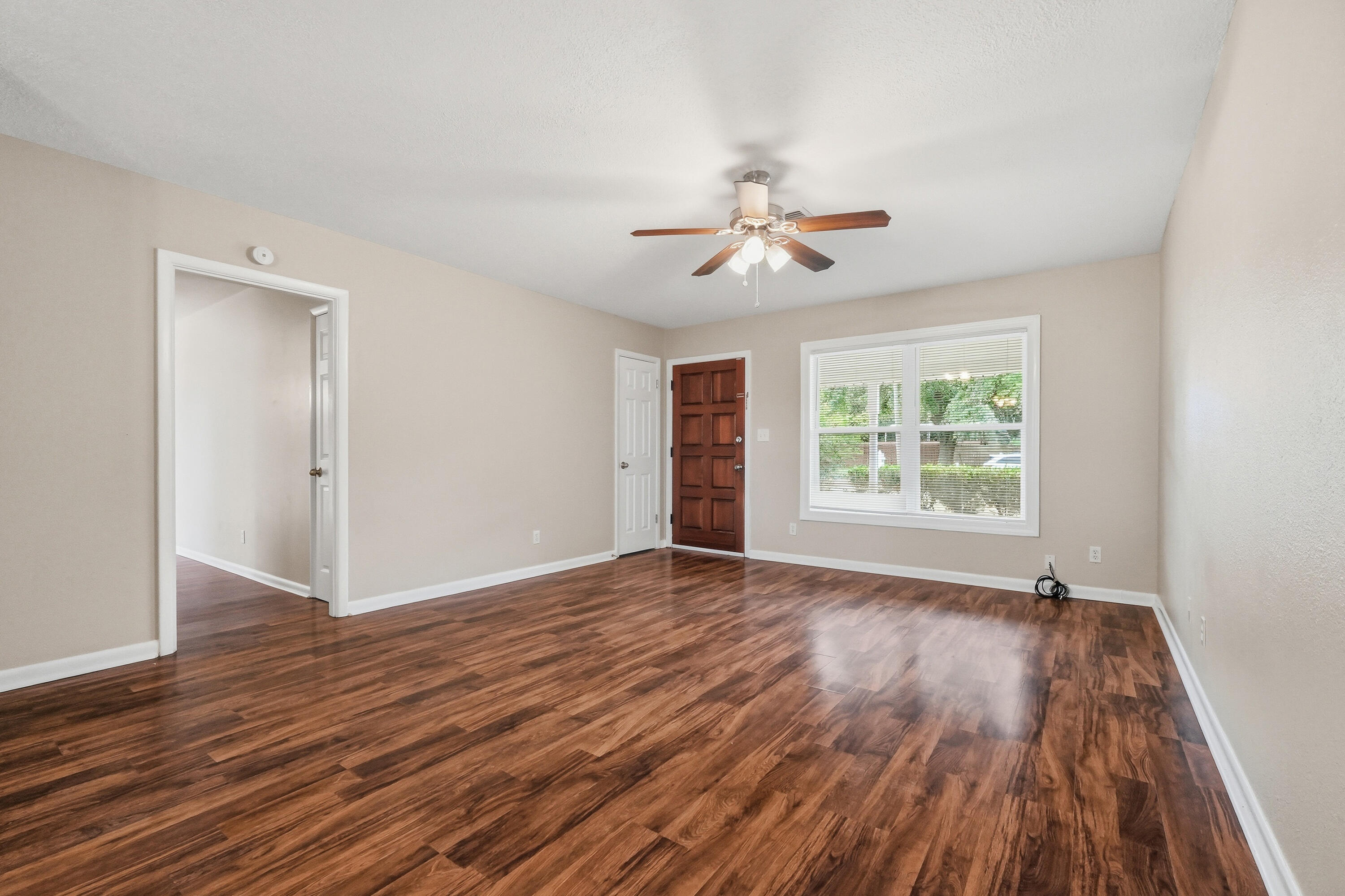 SANTASIA PARK - Residential Lease