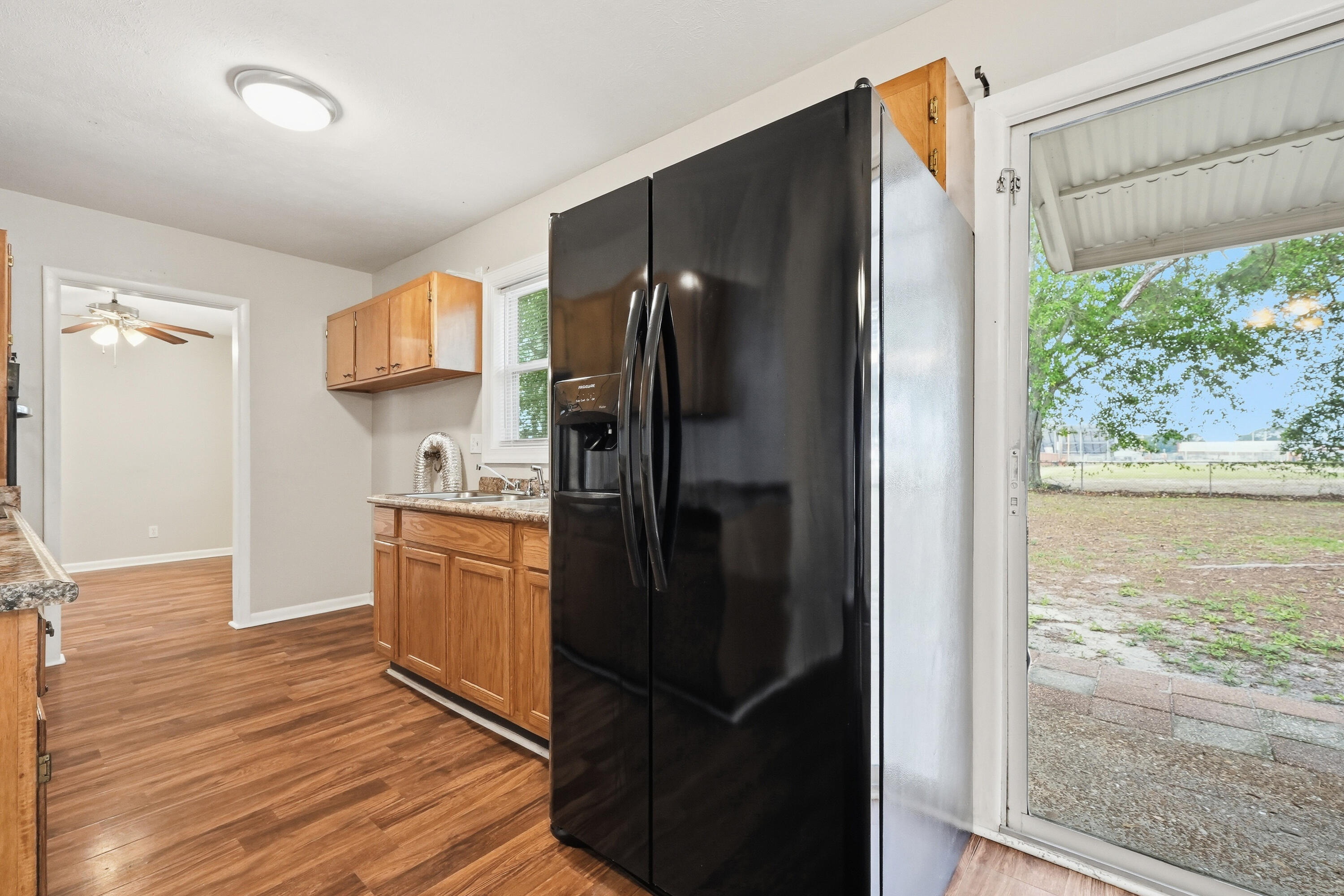 SANTASIA PARK - Residential Lease
