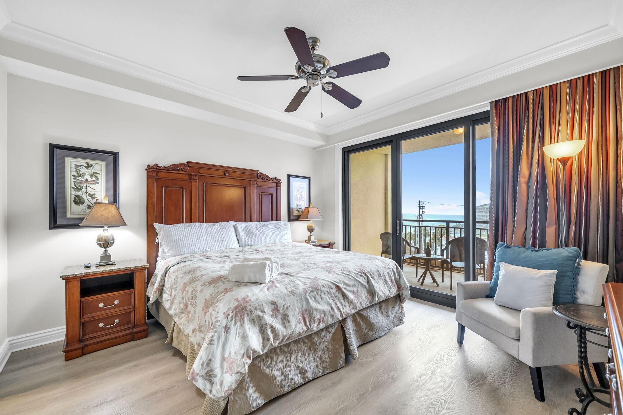 EMERALD GRANDE West - Residential