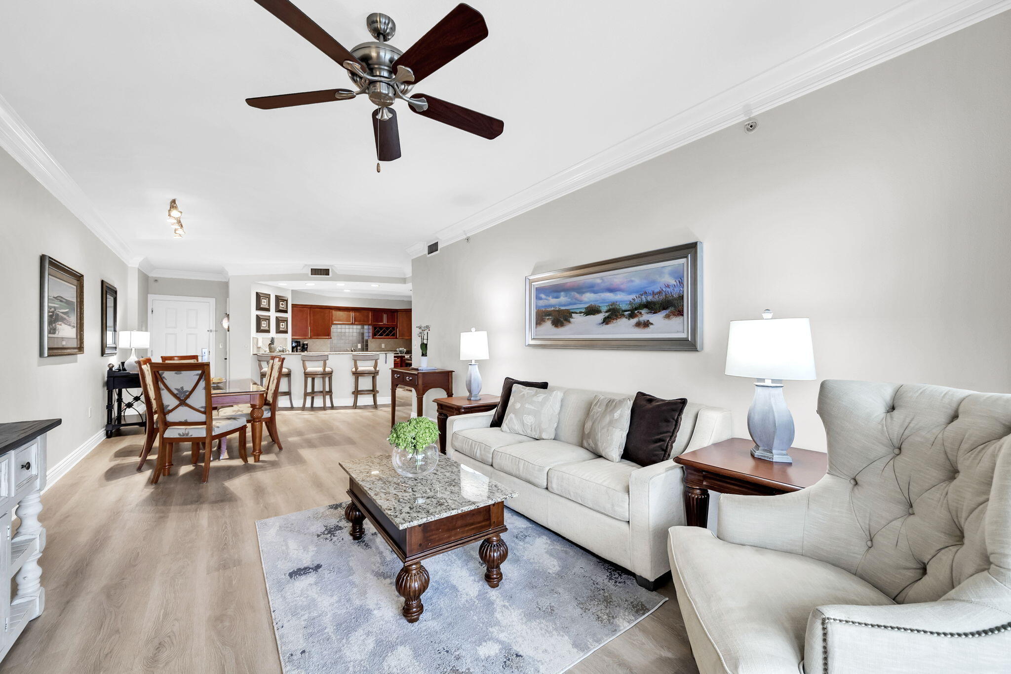 EMERALD GRANDE West - Residential