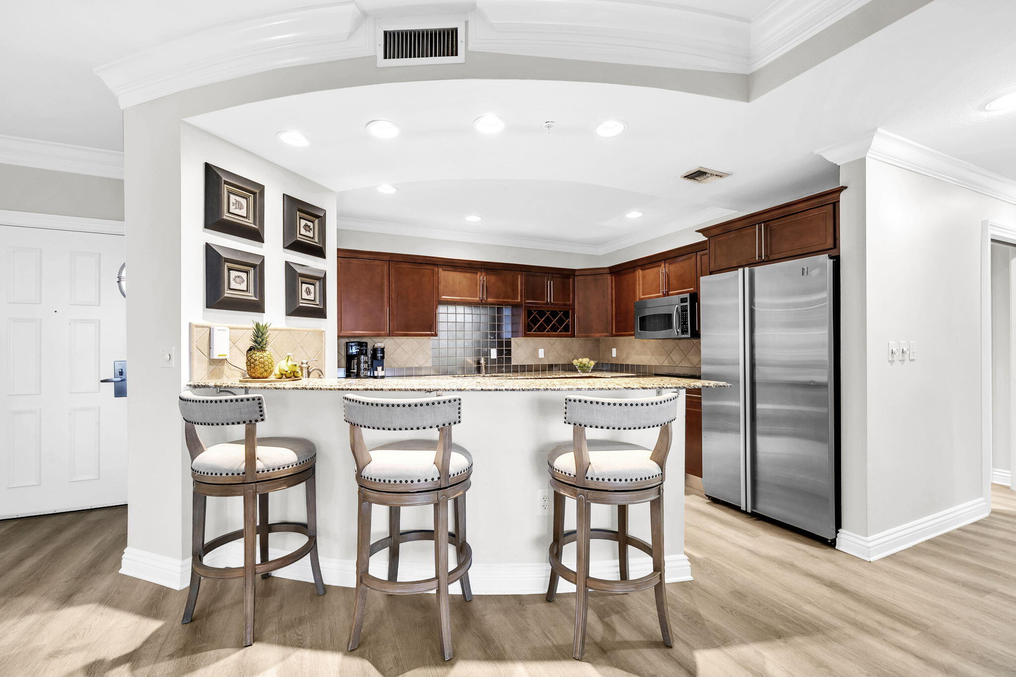 EMERALD GRANDE West - Residential