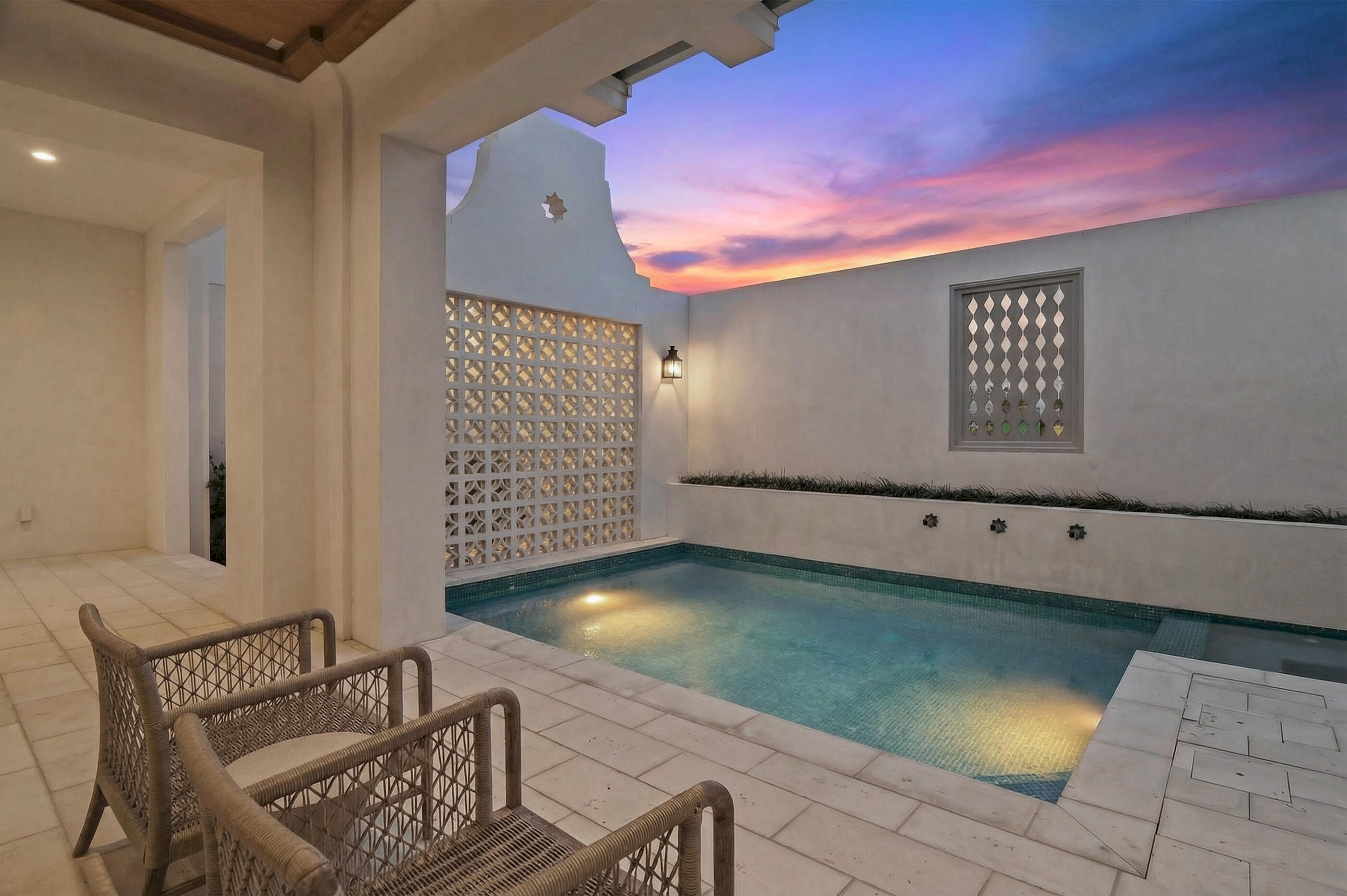 ALYS BEACH - Residential