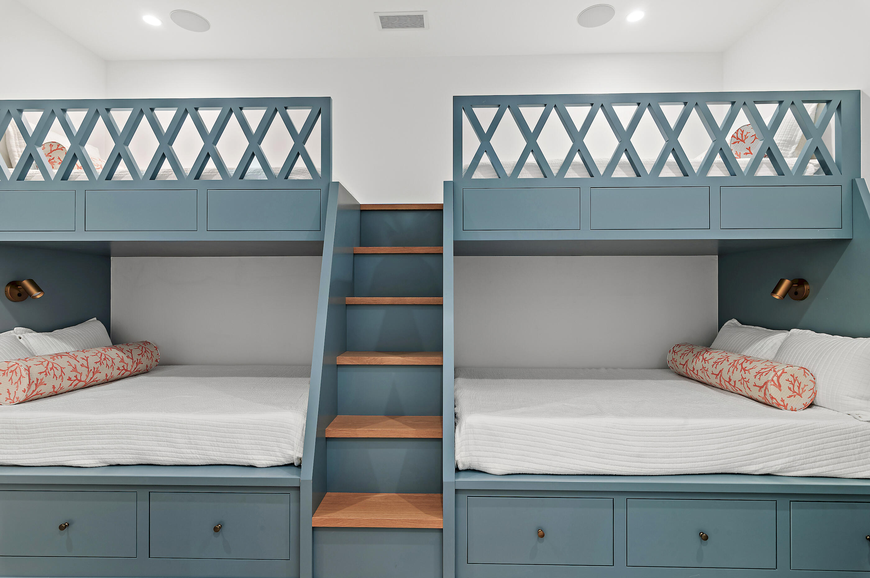 ALYS BEACH - Residential