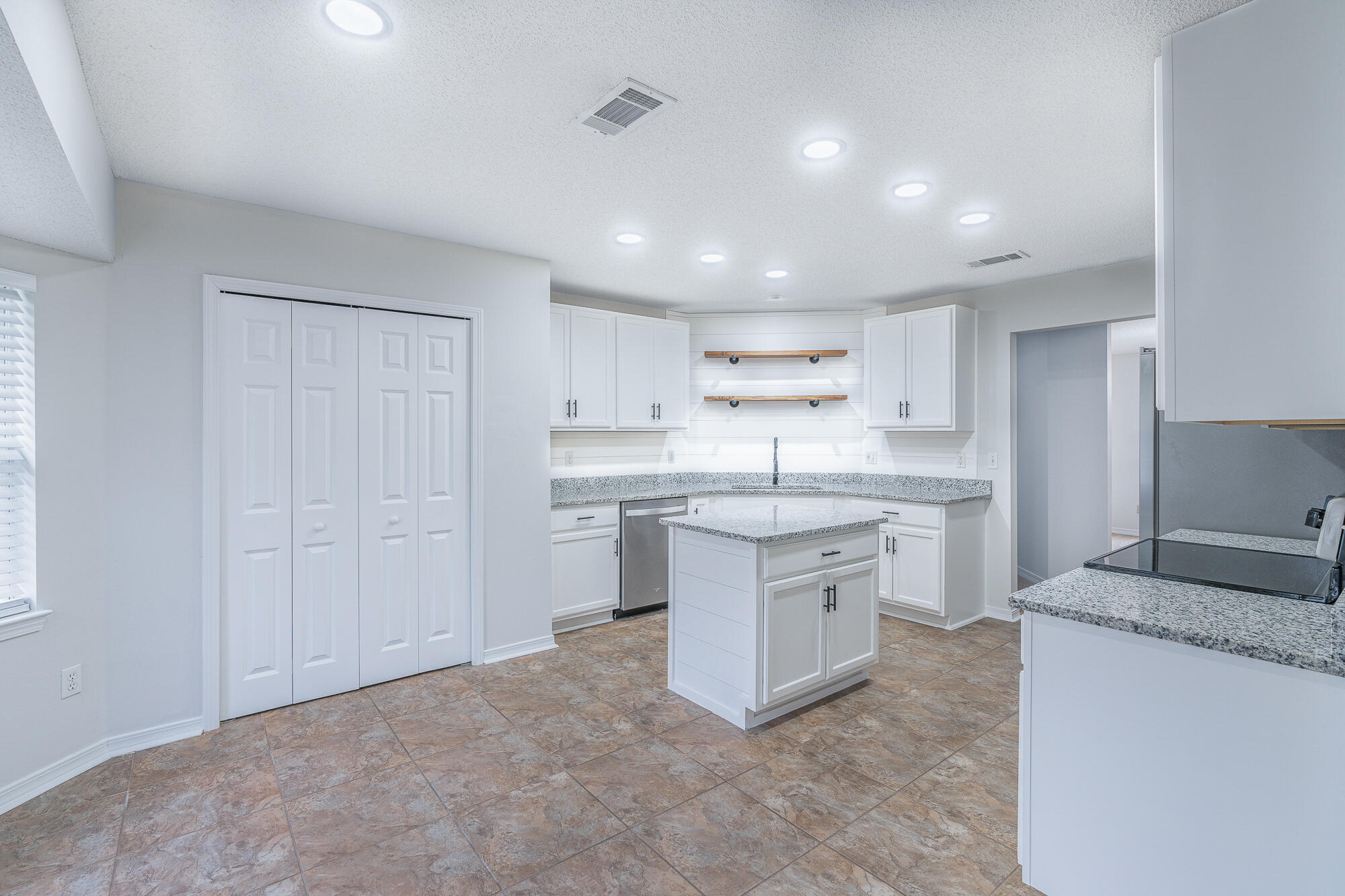 WESTVIEW ESTATES PH 5 - Residential