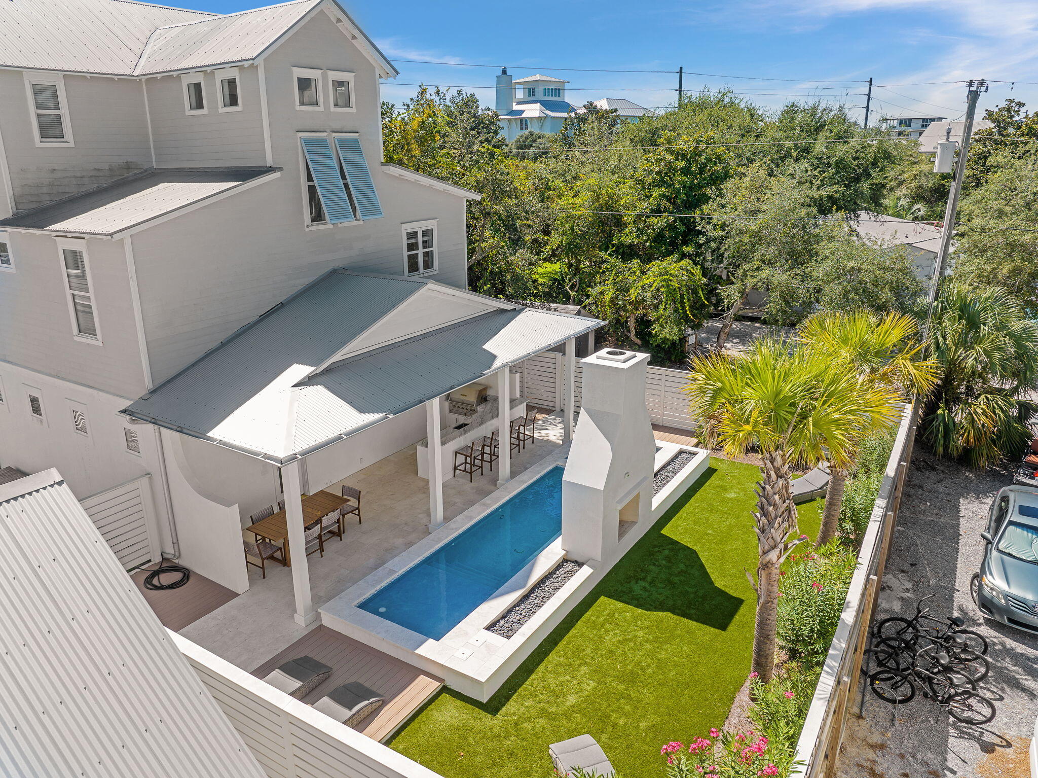 GULF SHORE MANOR - Residential