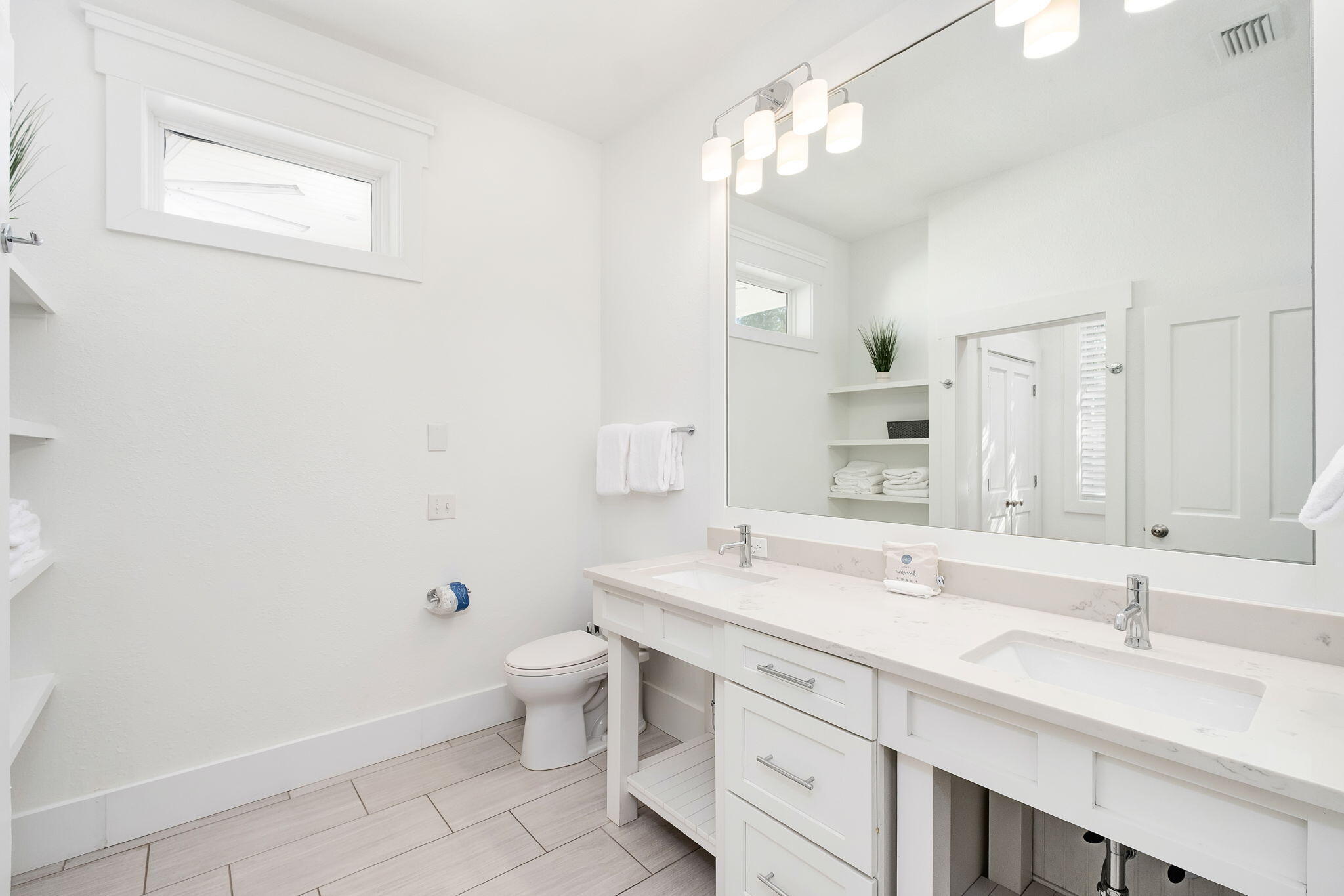 GULF SHORE MANOR - Residential