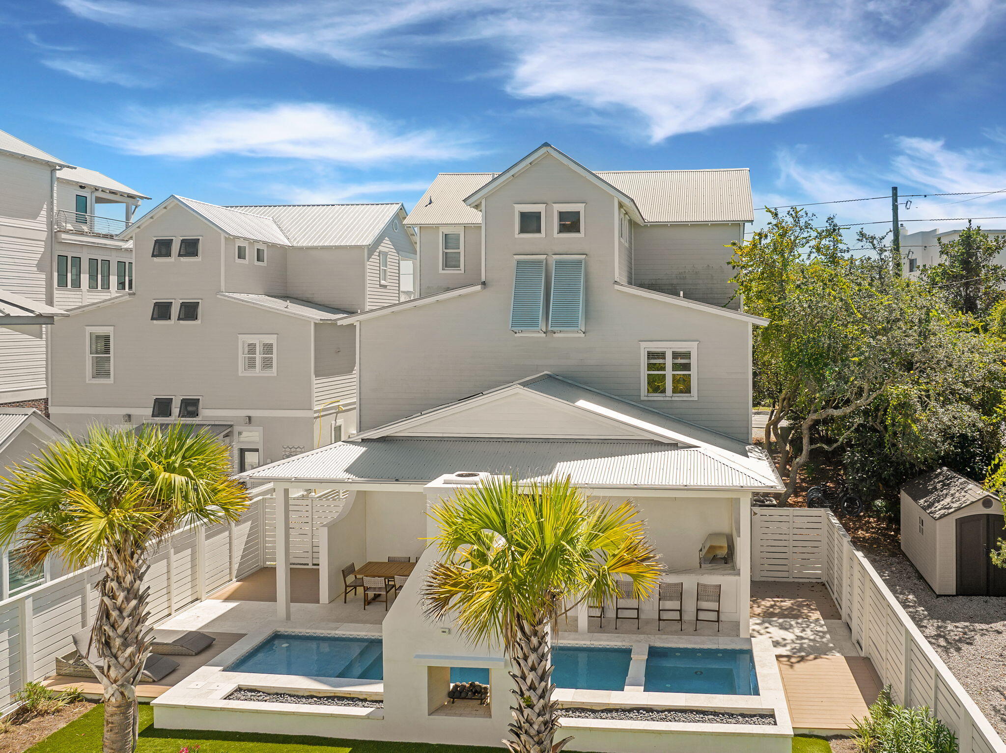 GULF SHORE MANOR - Residential