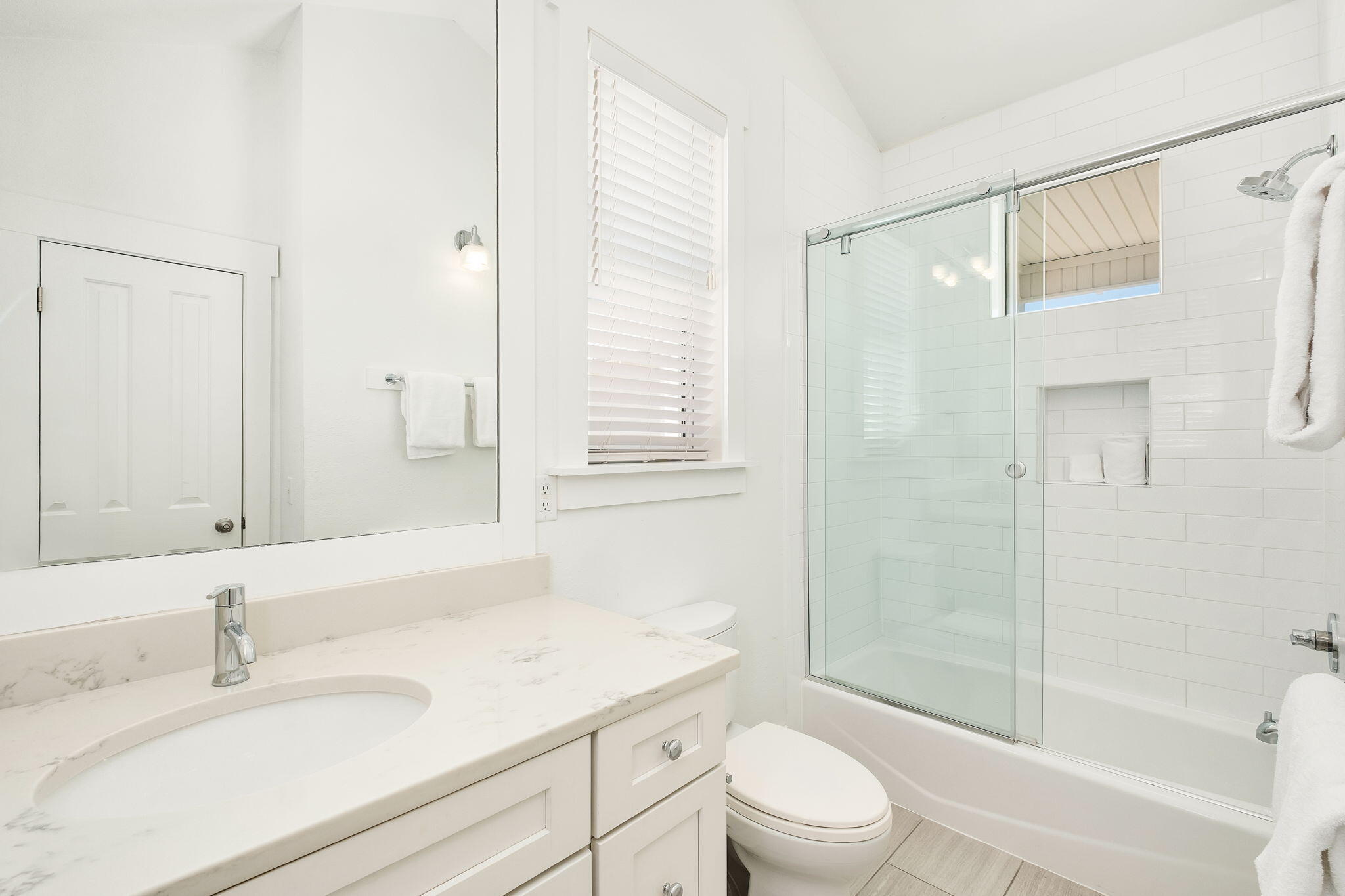 GULF SHORE MANOR - Residential