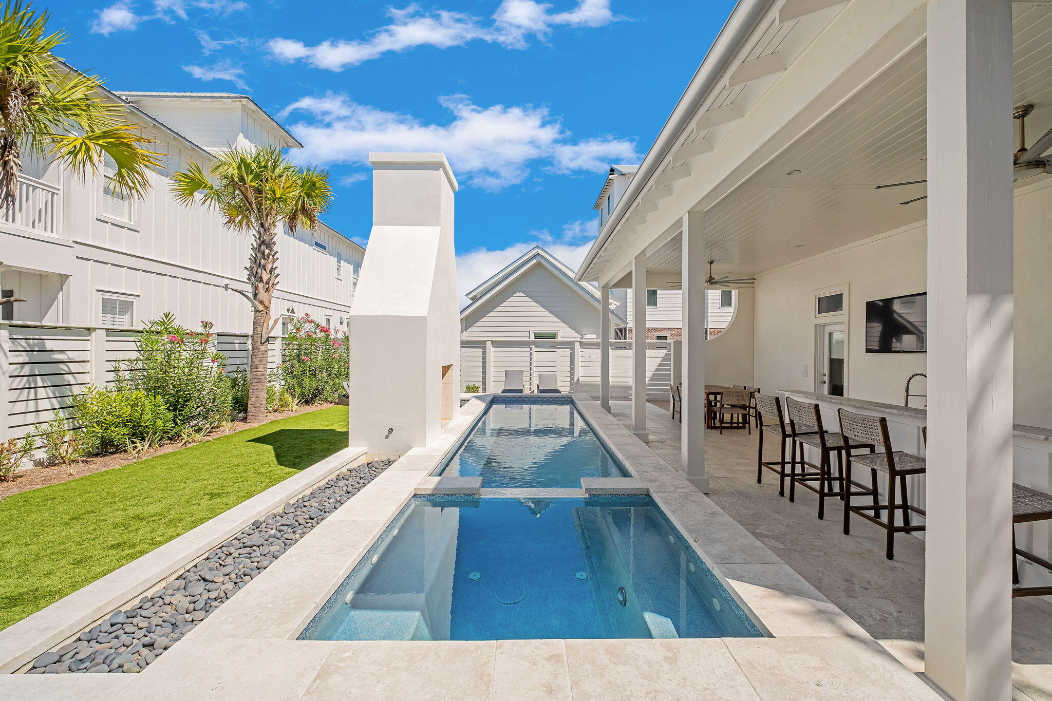 GULF SHORE MANOR - Residential