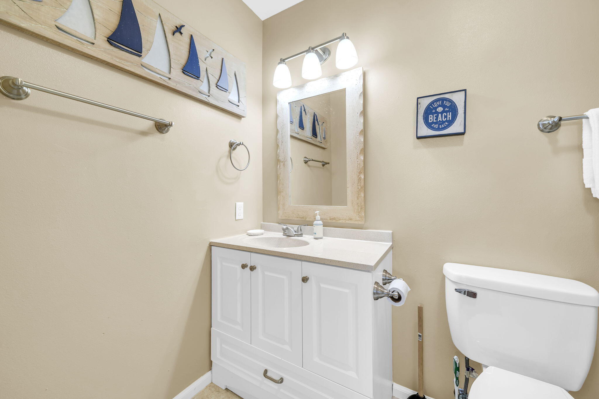 WOODLAND SHORES TOWNHOMES PHASE IV - Residential