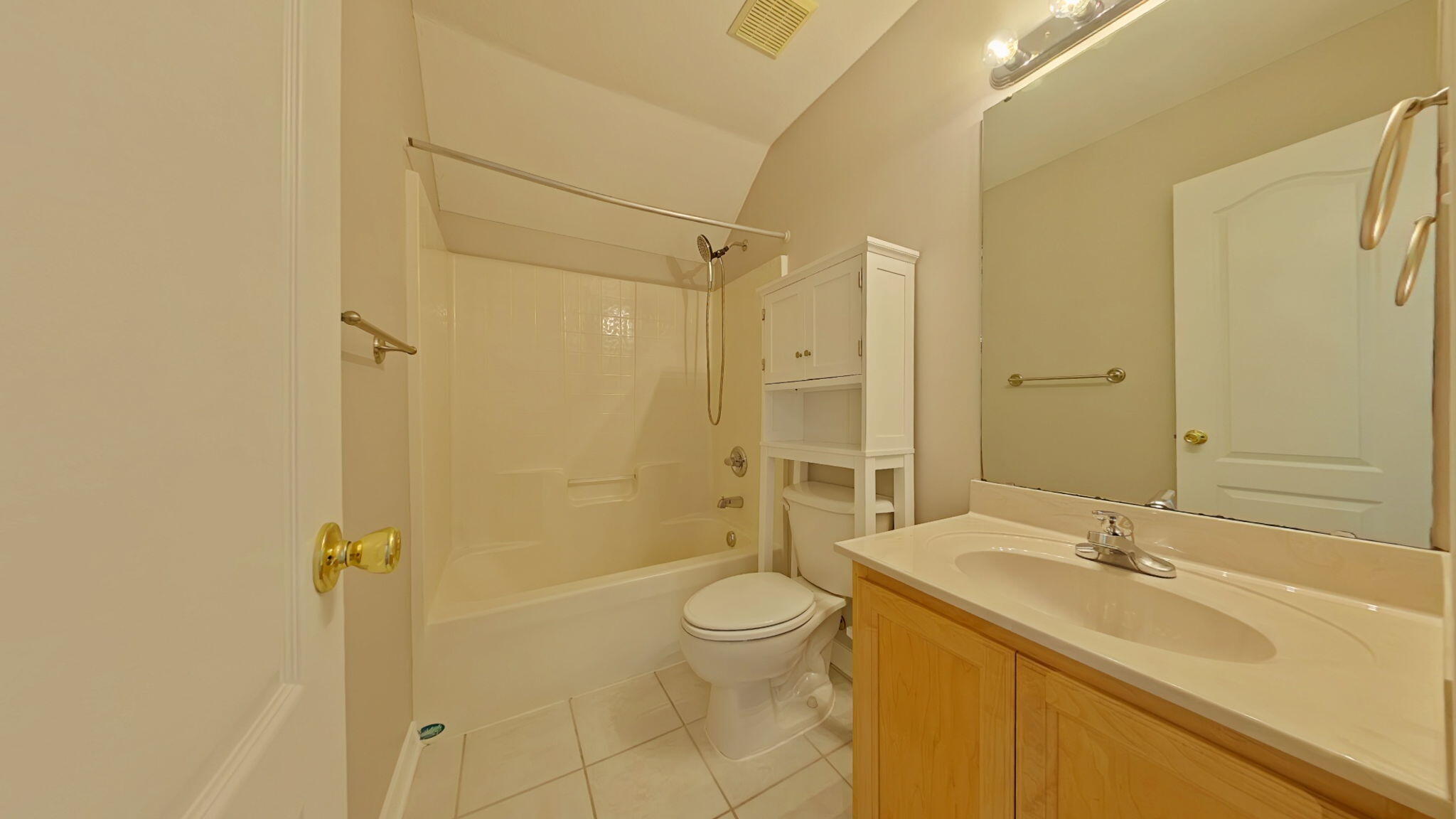 NORTH RIDGE CREEK S/D 1ST ADDN - Residential