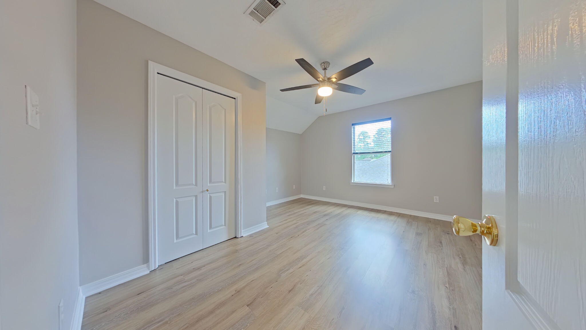 NORTH RIDGE CREEK S/D 1ST ADDN - Residential