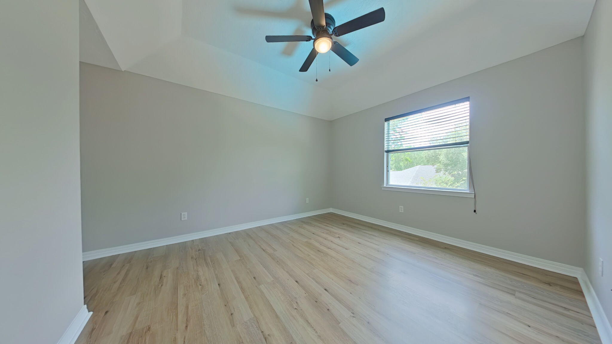 NORTH RIDGE CREEK S/D 1ST ADDN - Residential