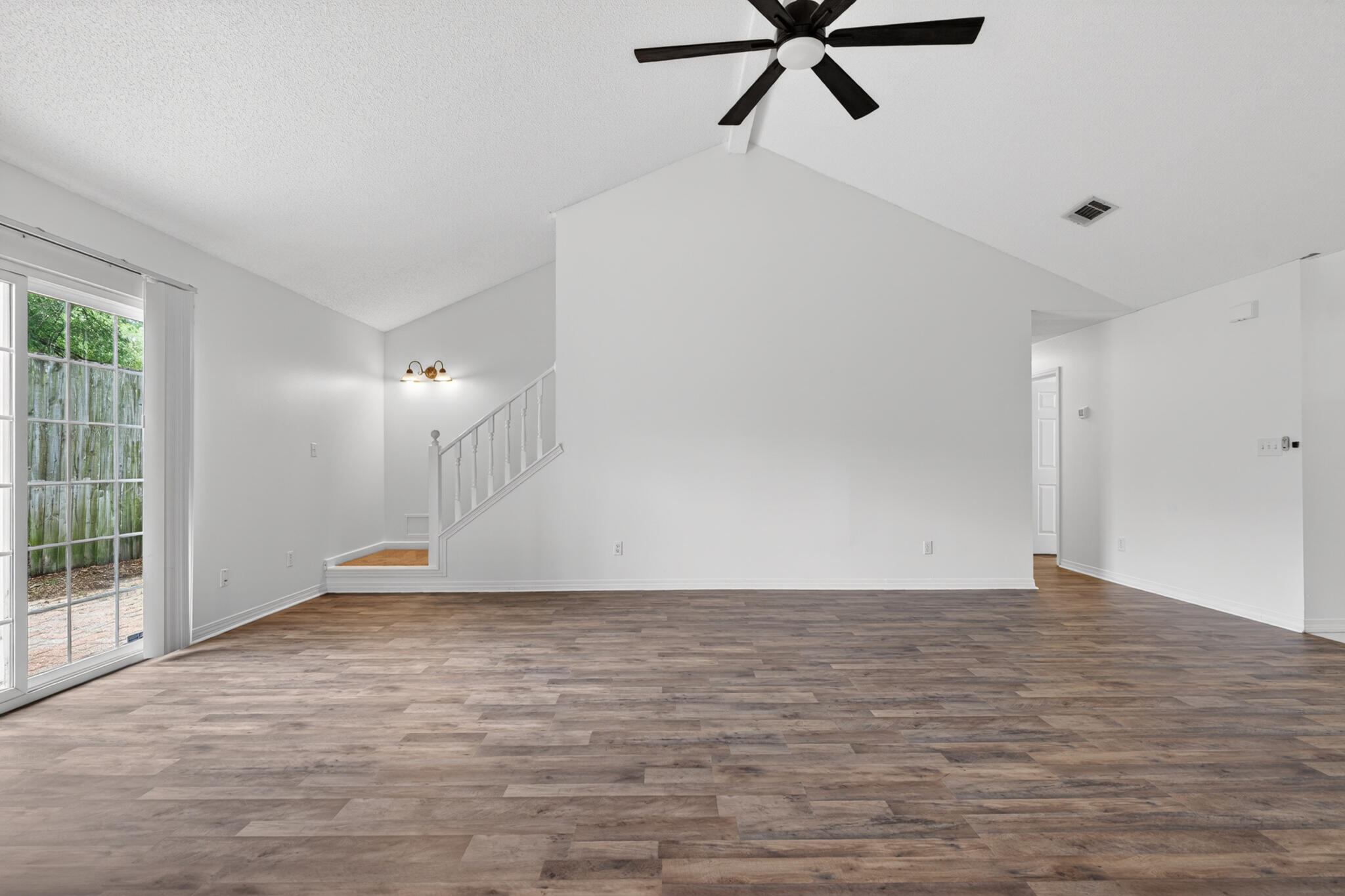SHALIMAR COMMONS - Residential