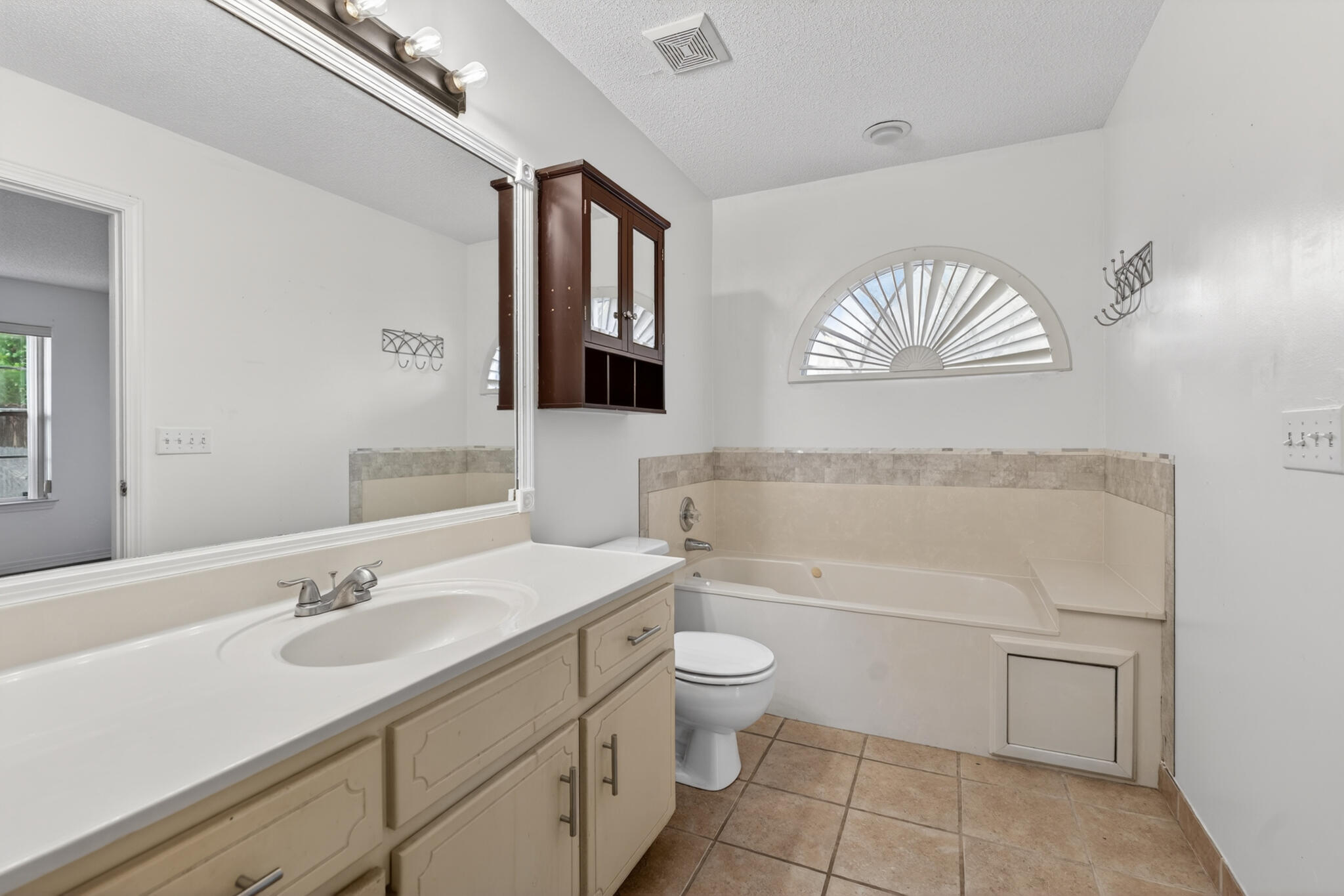 SHALIMAR COMMONS - Residential