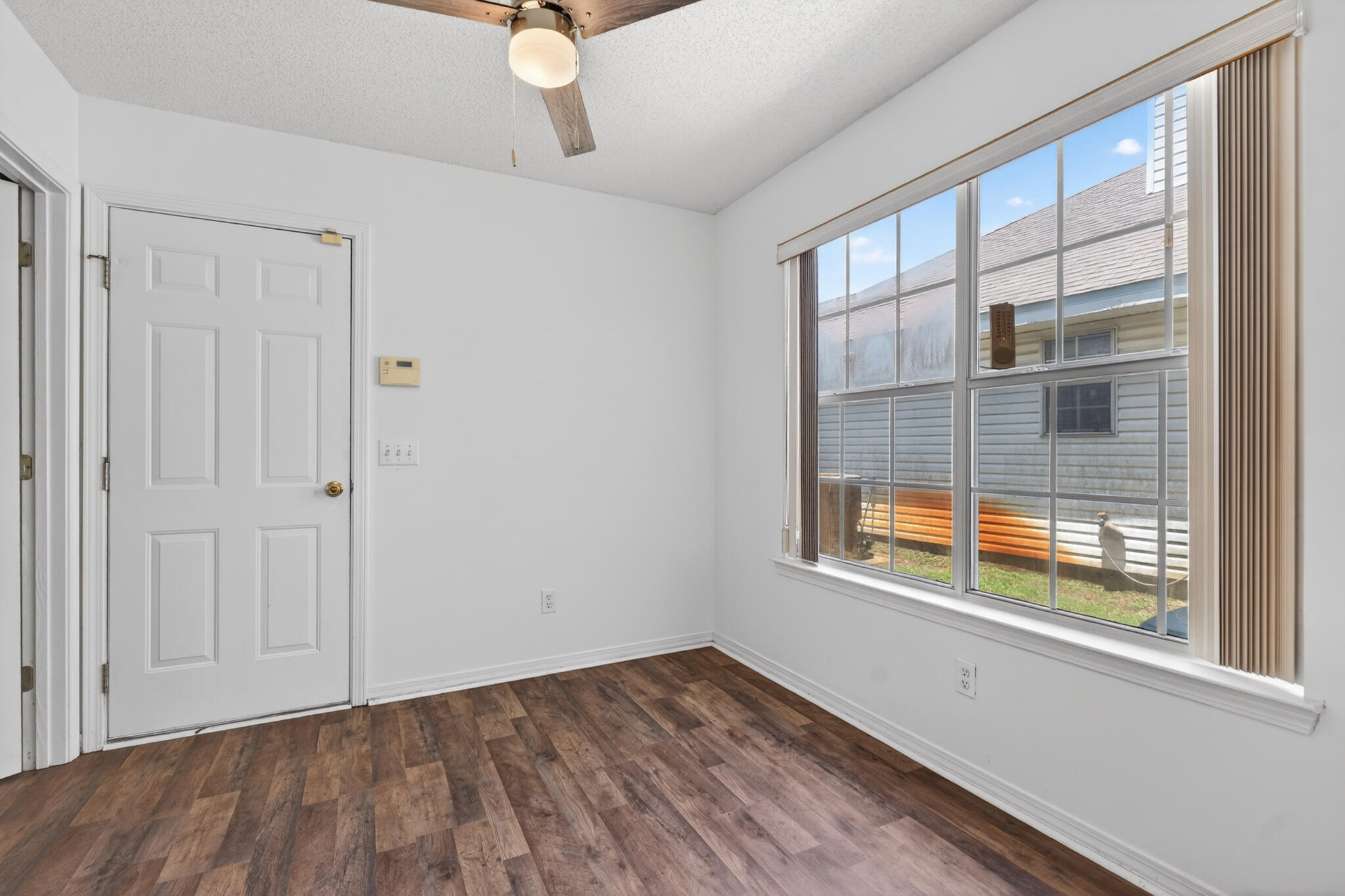 SHALIMAR COMMONS - Residential
