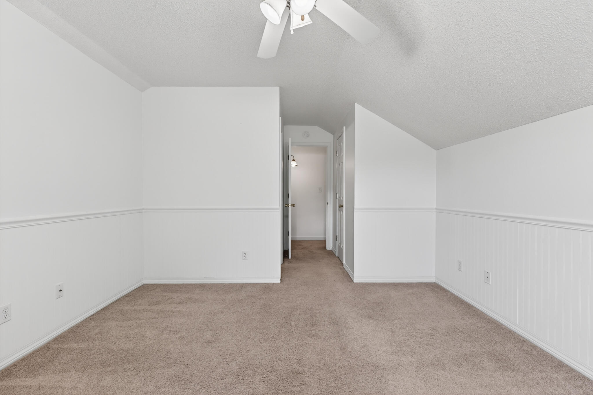 SHALIMAR COMMONS - Residential