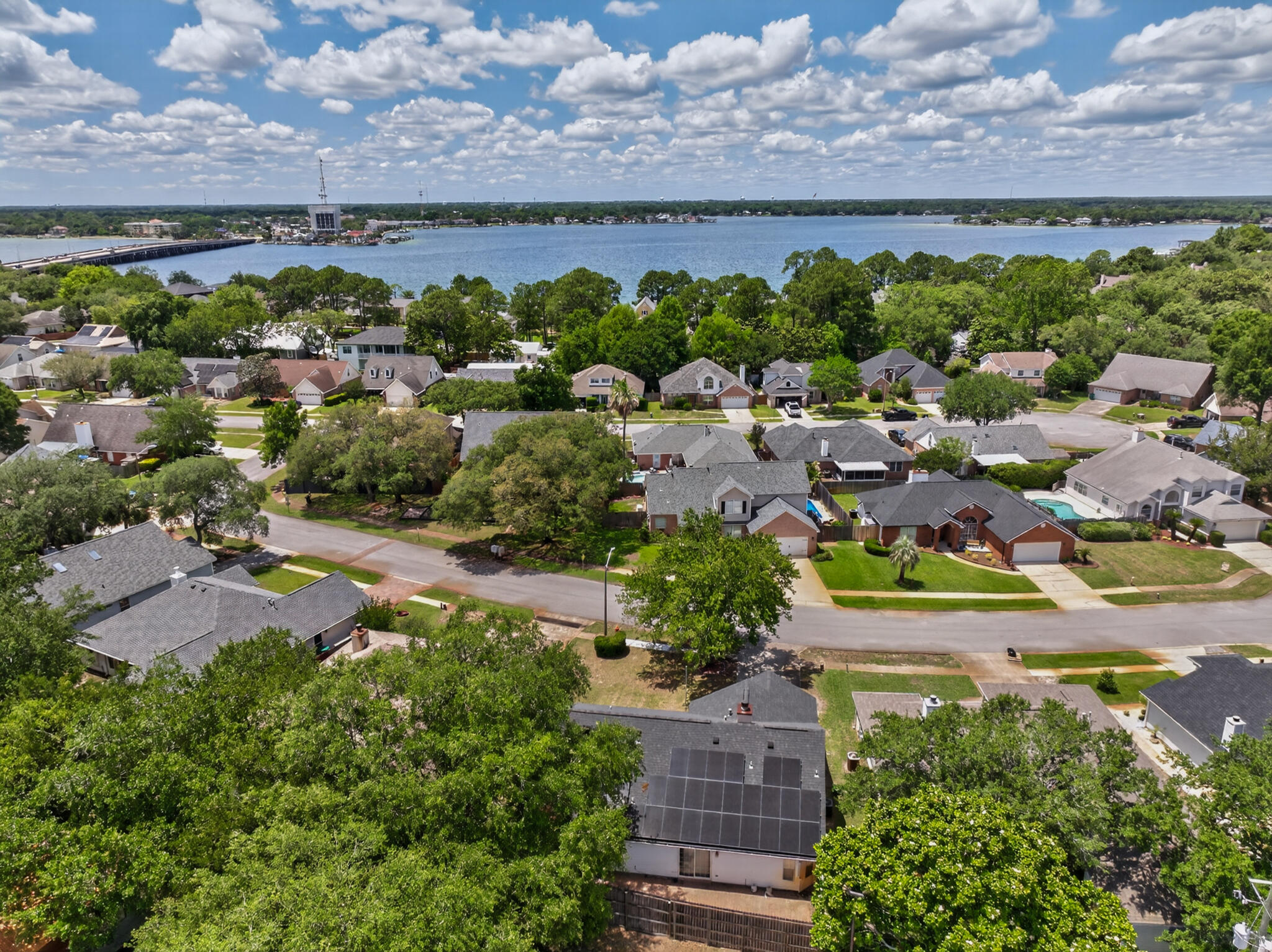 SHALIMAR COMMONS - Residential