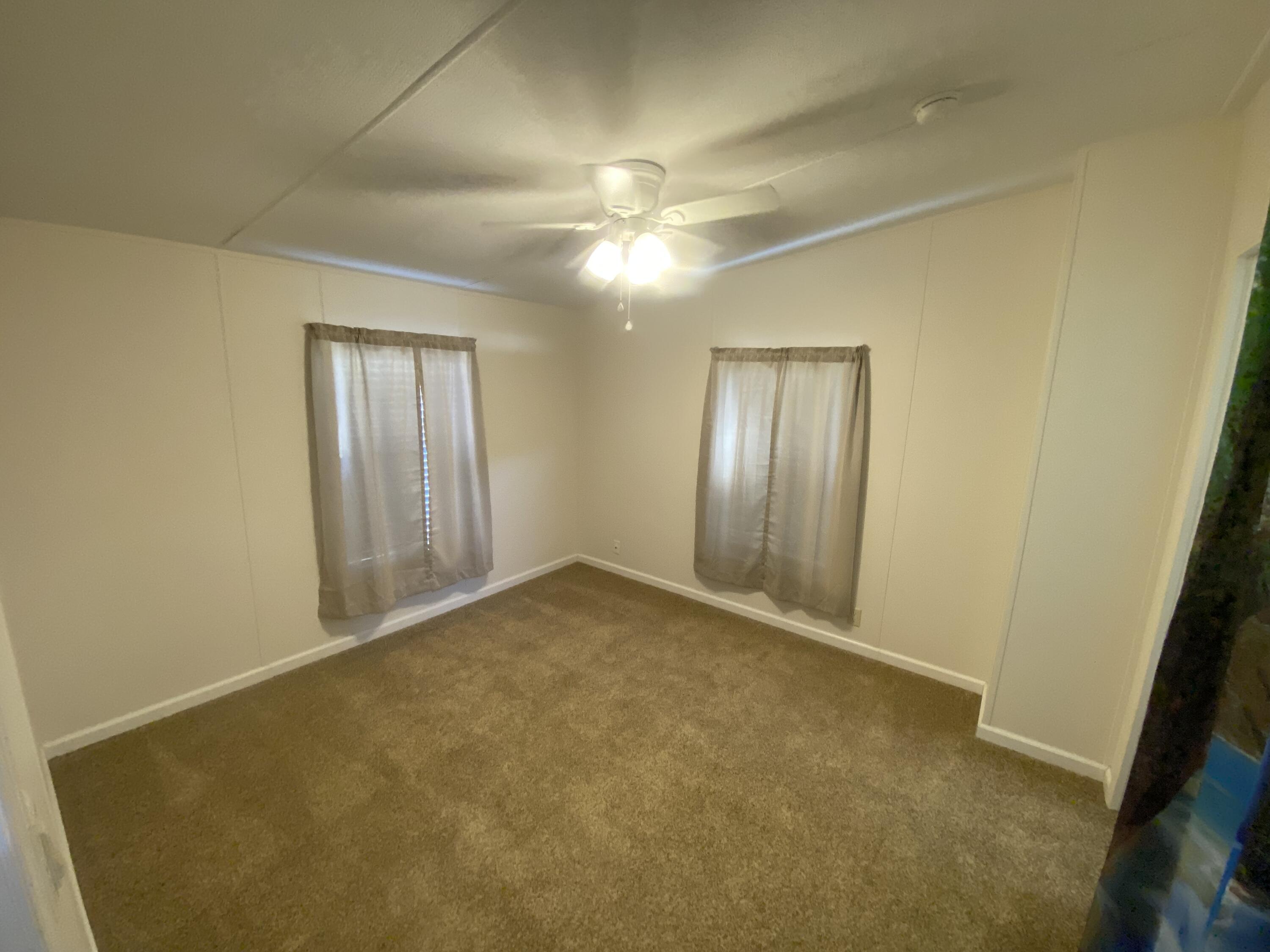 Holley Navarre - Residential Lease