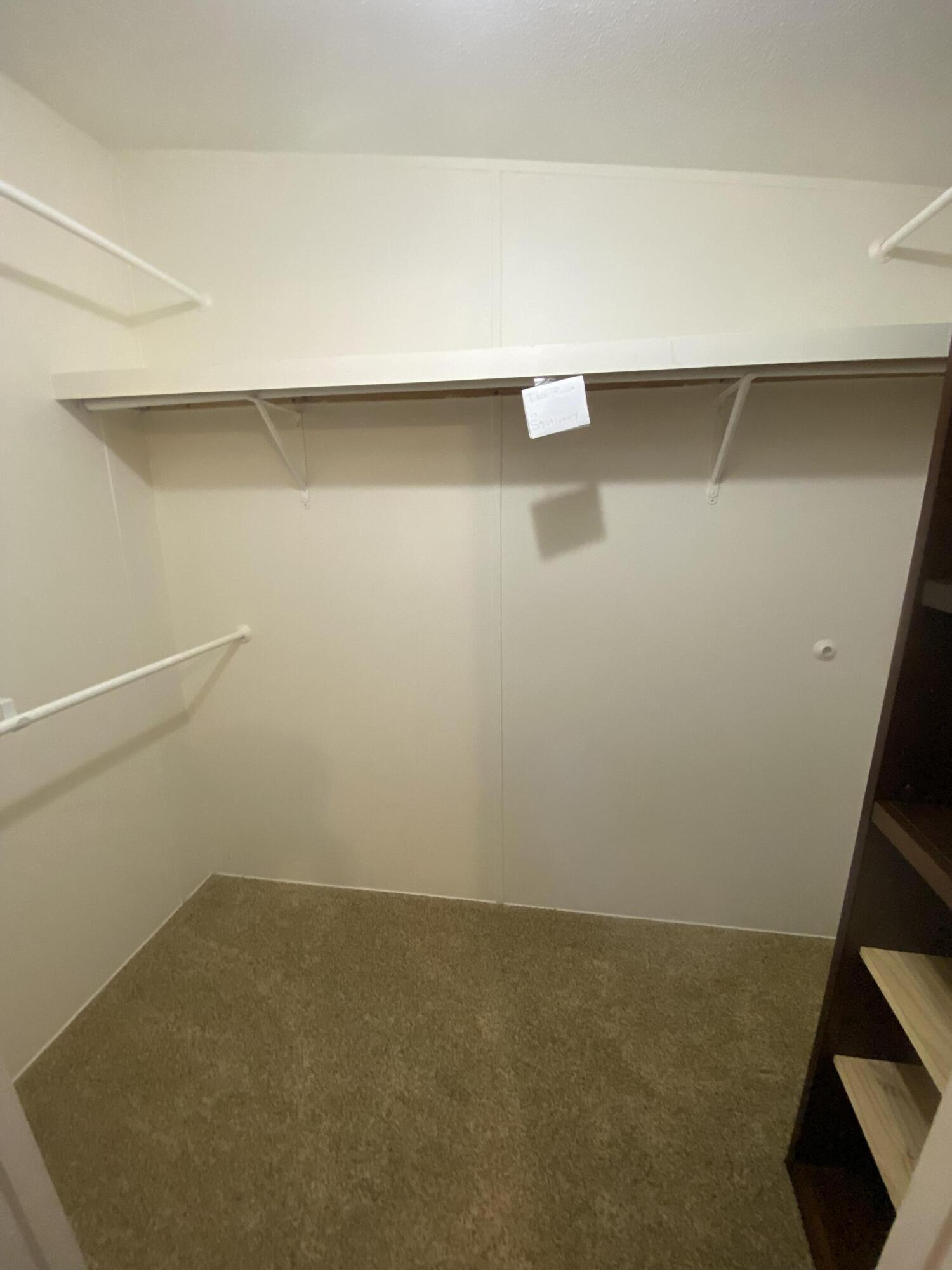 Holley Navarre - Residential Lease