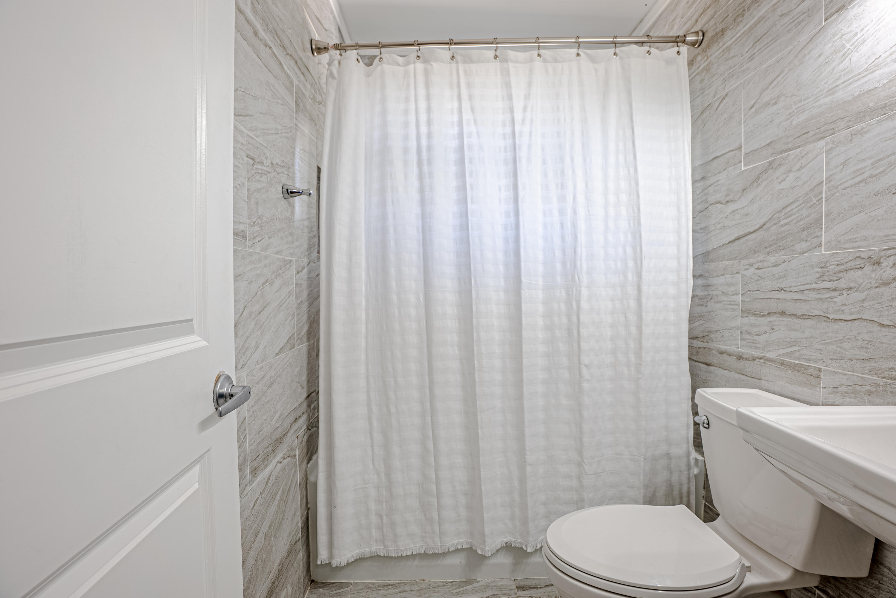 HENTZ 1ST ADDN UNIT B - Residential