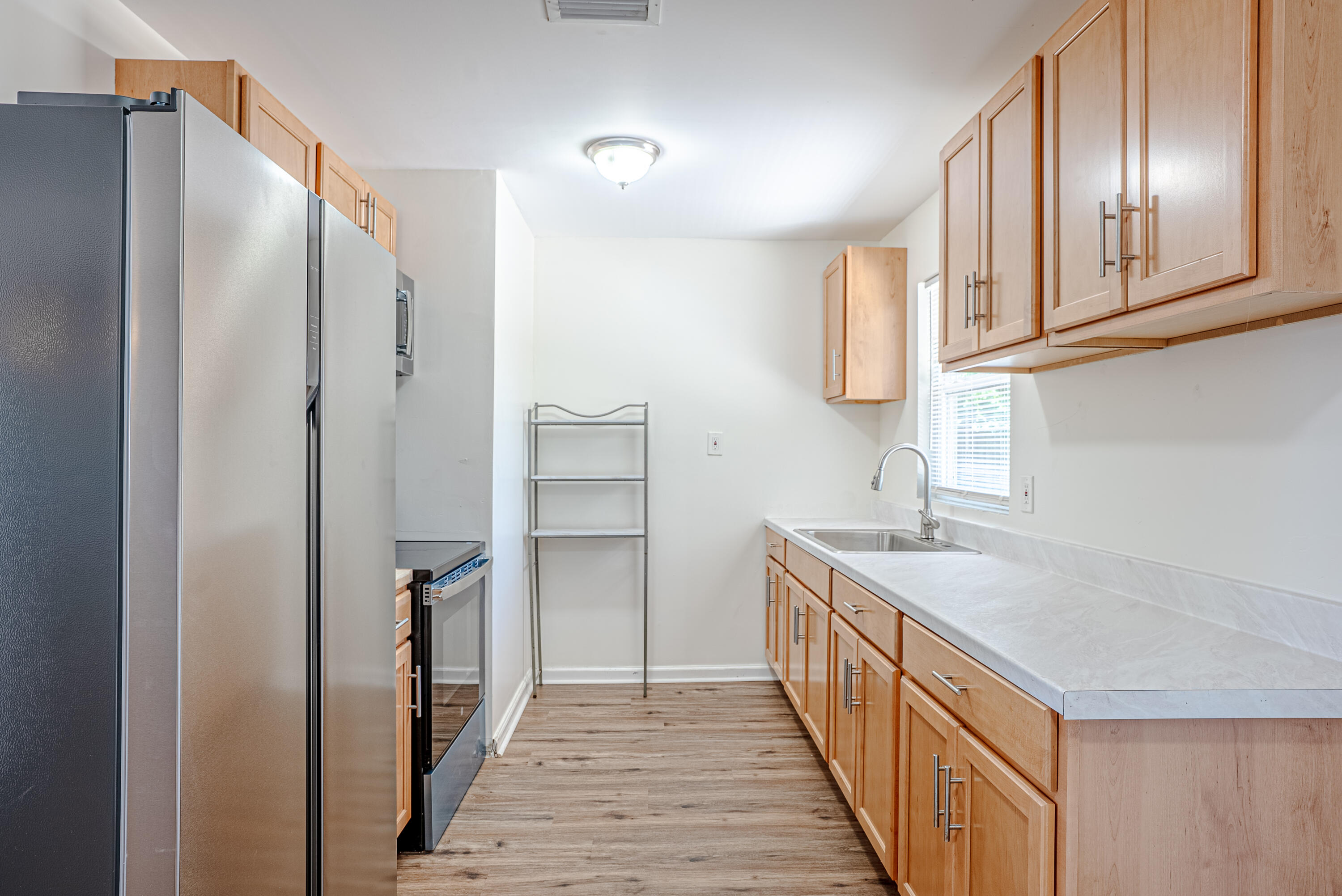 HENTZ 1ST ADDN UNIT B - Residential