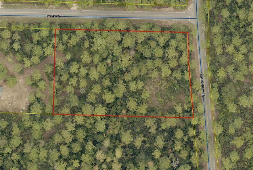 Nestled on serene Mallet Road, these two high and dry wooded residential lots, each 0.9 acres, offer privacy and natural beauty. Zoned residential, they're ideal for your dream home or an investment. Plus, enjoy the convenience--just 7 minutes to Publix grocery store and 5 minutes to the 331 bridge. This is a rare blend of tranquility and accessibility!
Two lots totaling 1.8 acres are offered for $224,000.  Seller will offer the lots individually as follows:

Lot 10 - corner of Mallet & Old Jolly Bay- $120,000.
Lot 9 - $110,000.

Ask listing Agent about a Buyer incentive for a quick close!