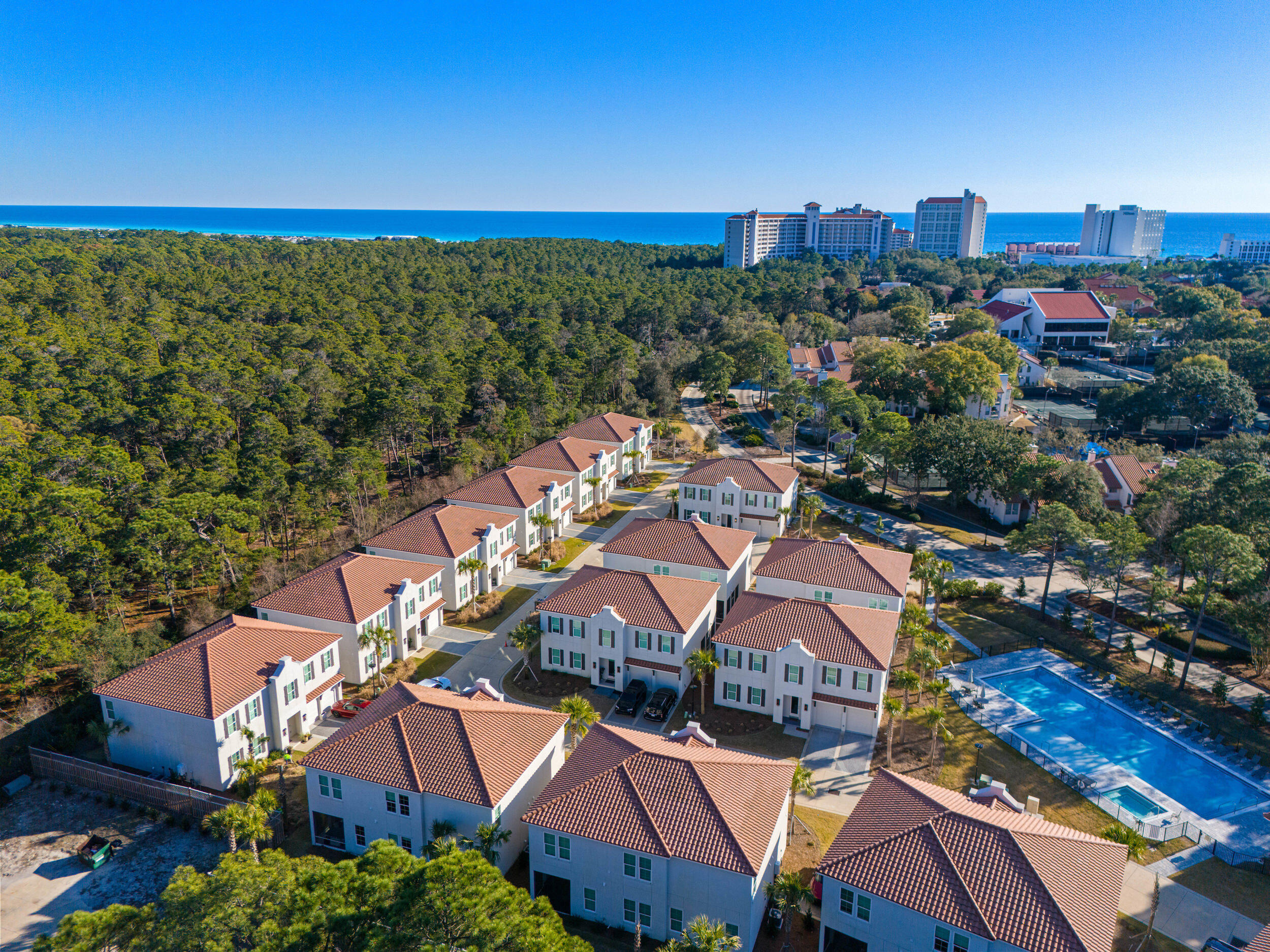 Grand Villas at Tops'l Beach Club - Residential