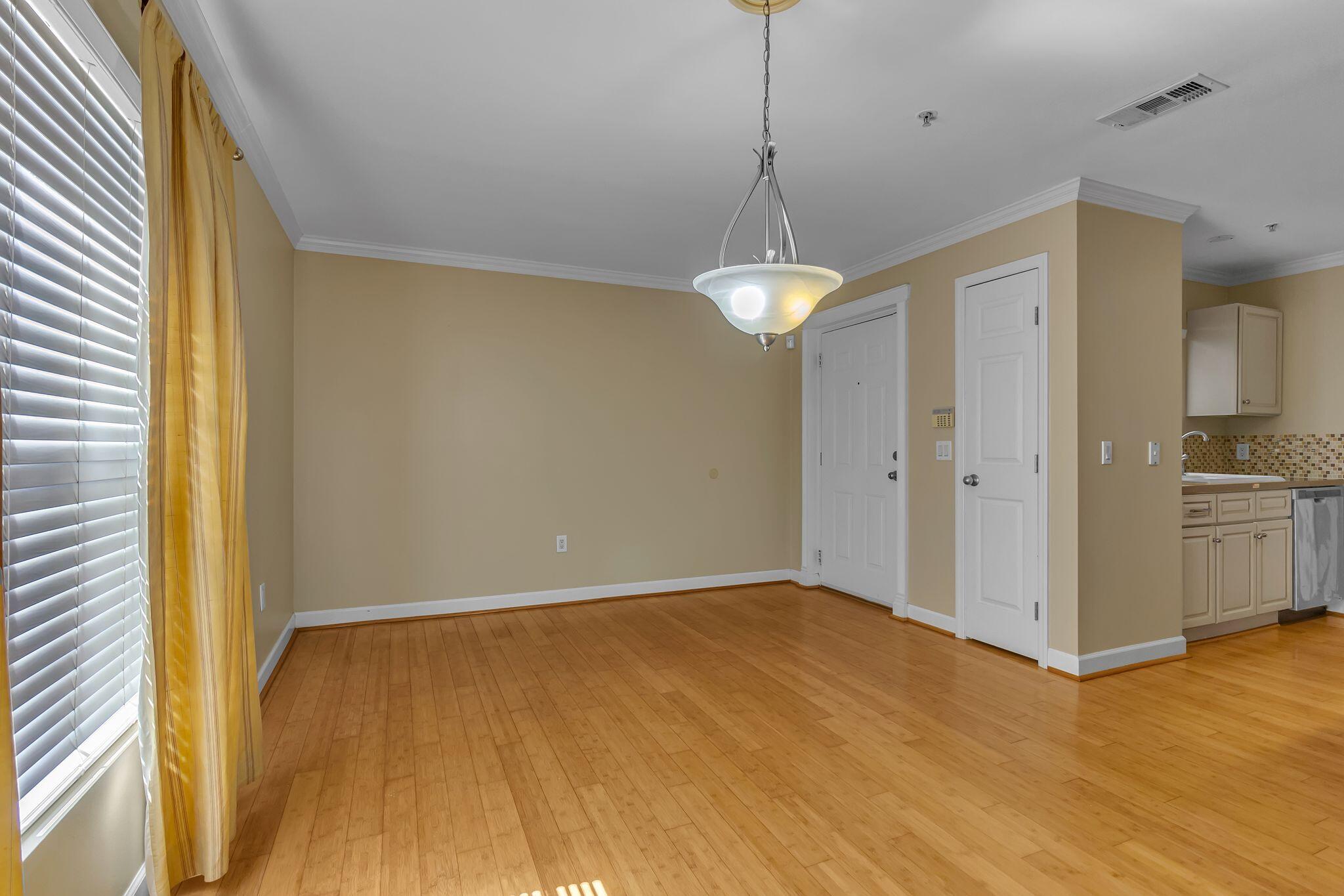THE FLORIDA CLUB - Residential Lease