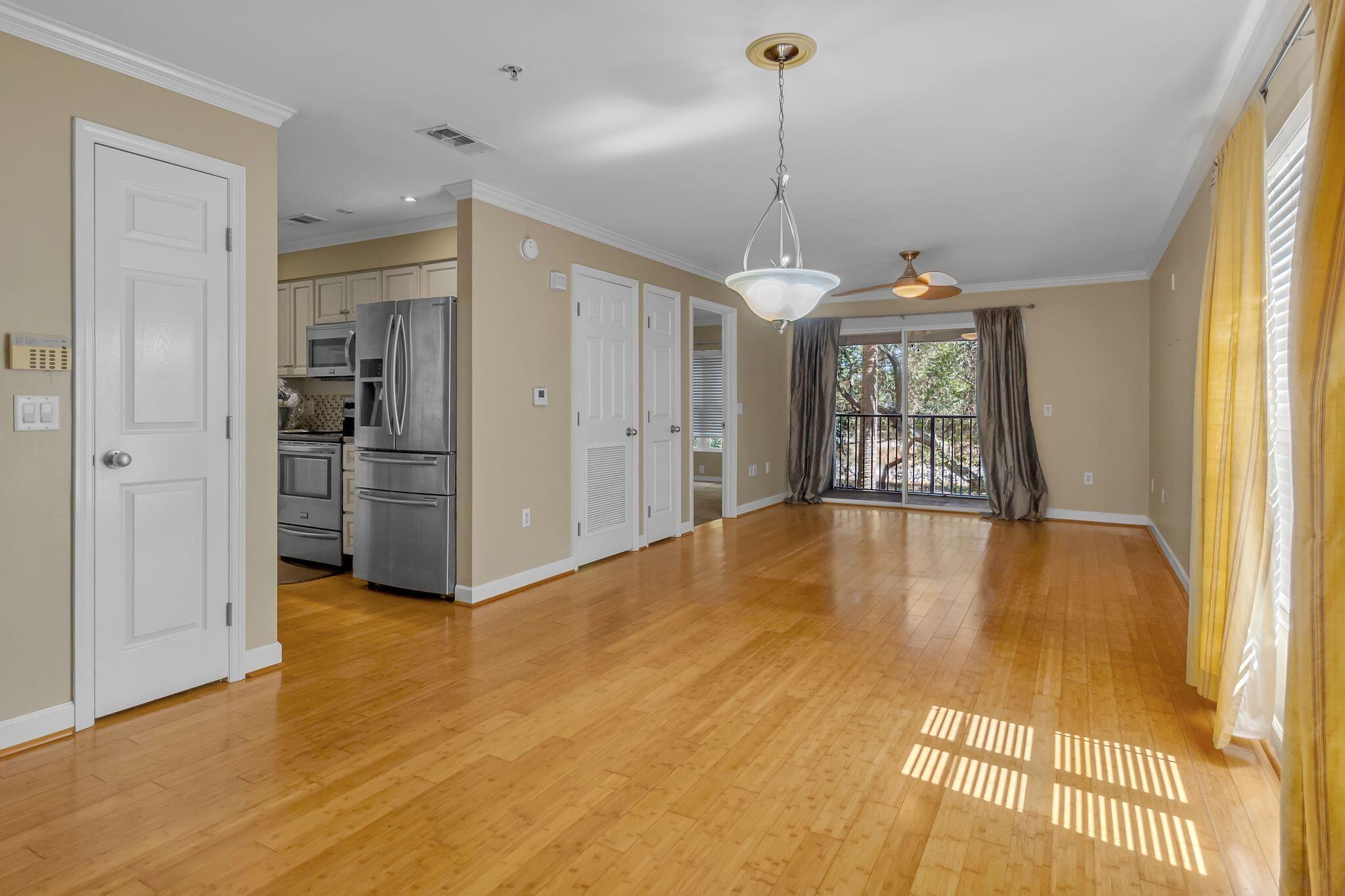 THE FLORIDA CLUB - Residential Lease