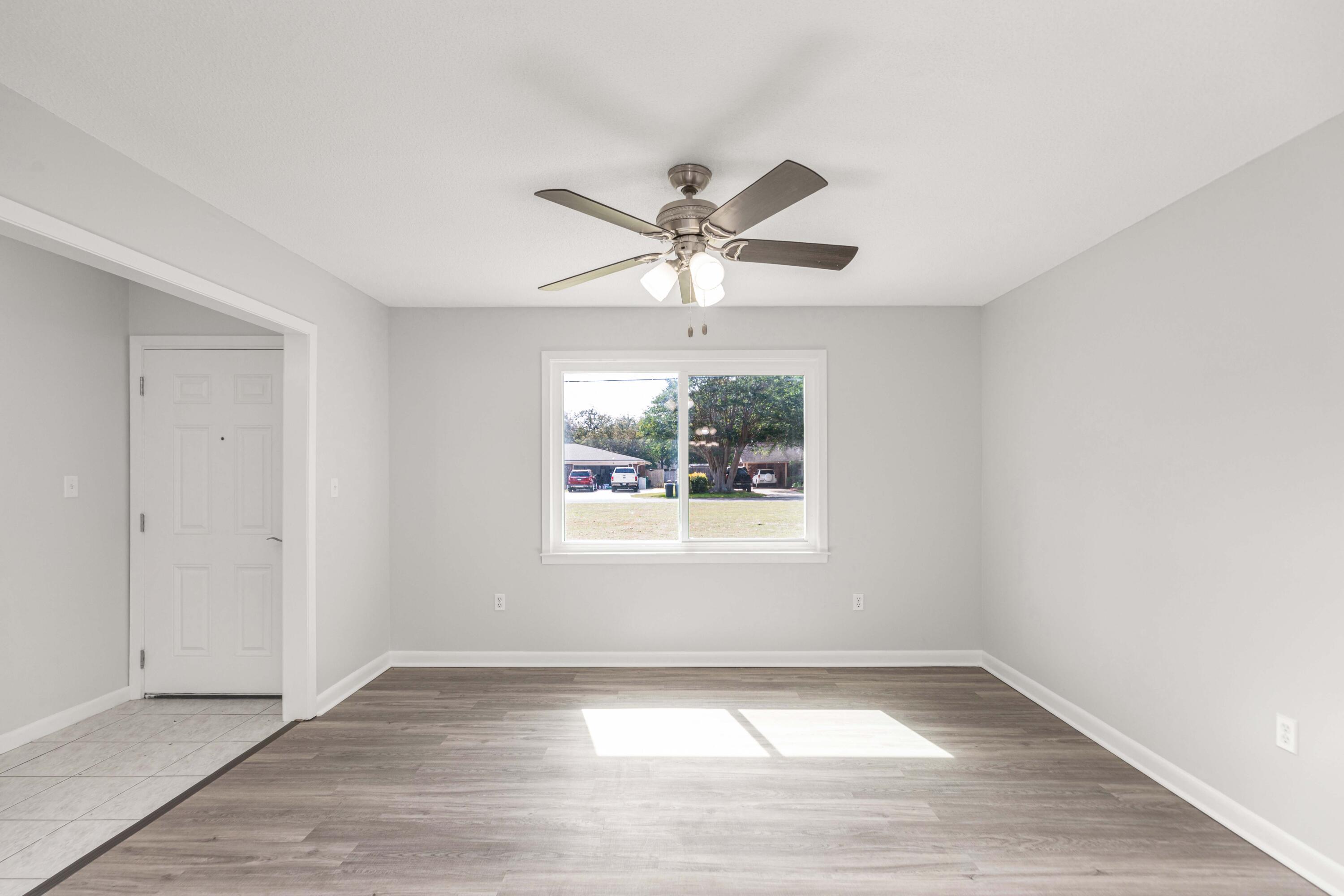 ALEXANDER HEIGHTS - Residential