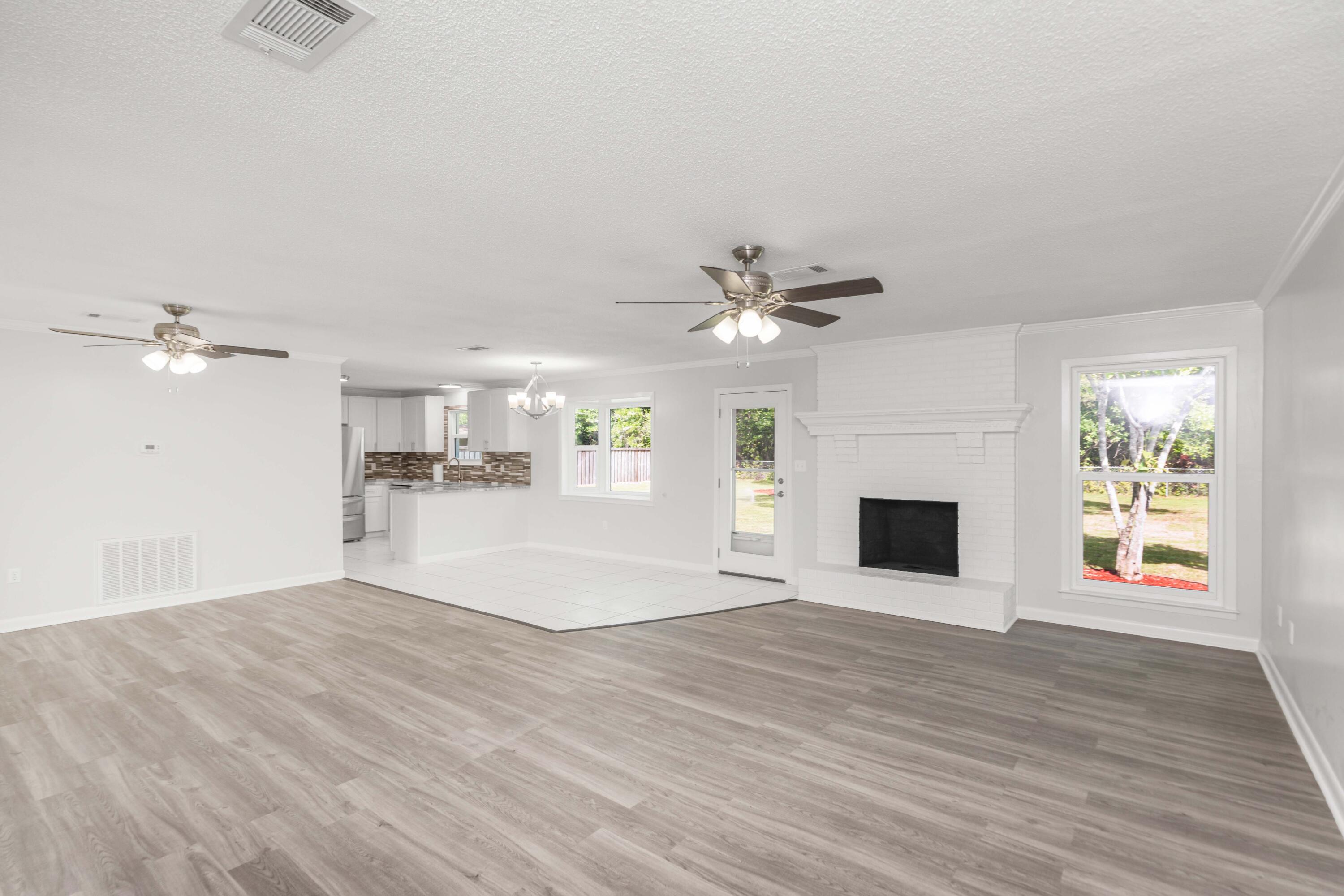 ALEXANDER HEIGHTS - Residential