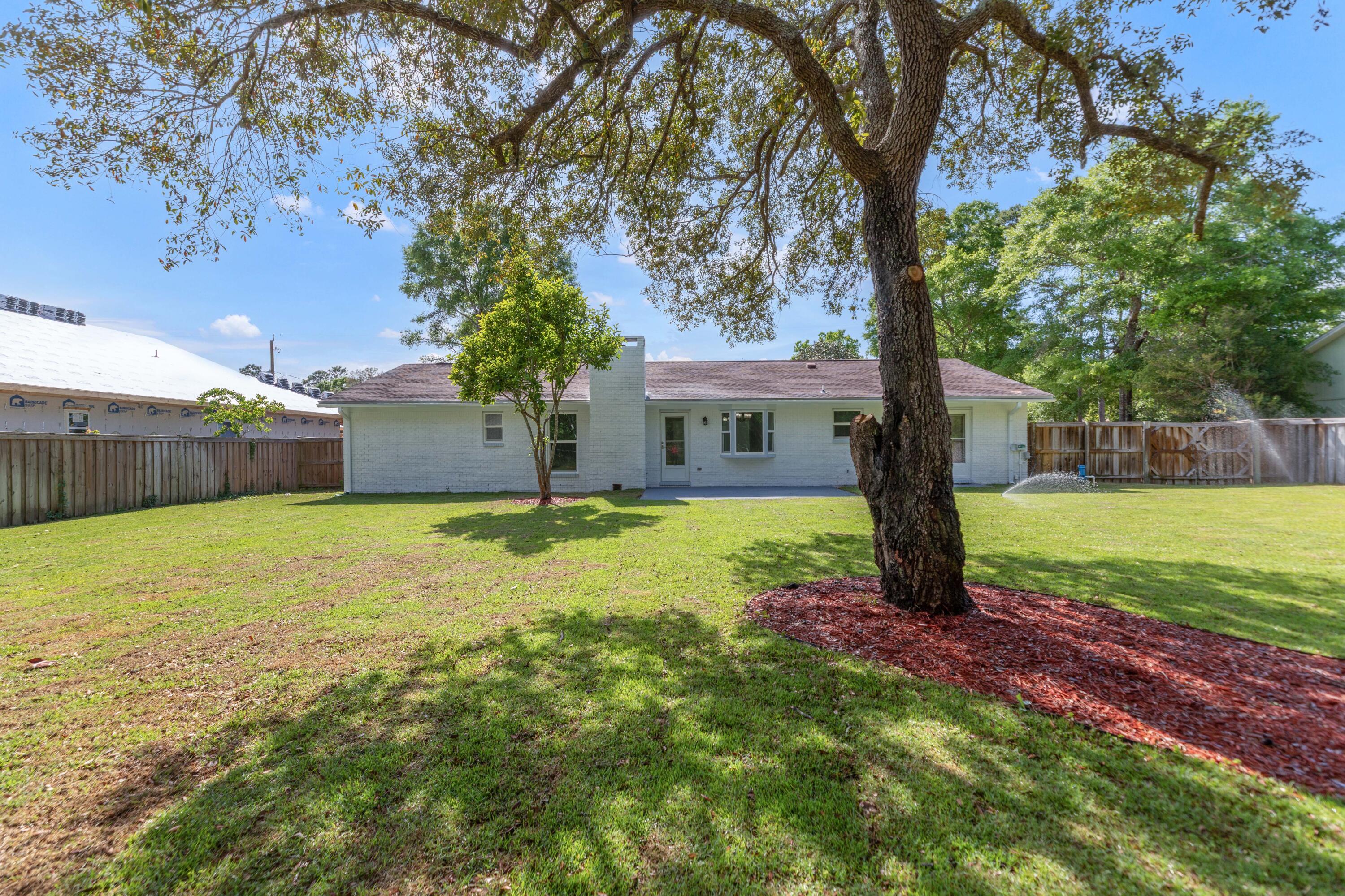 ALEXANDER HEIGHTS - Residential