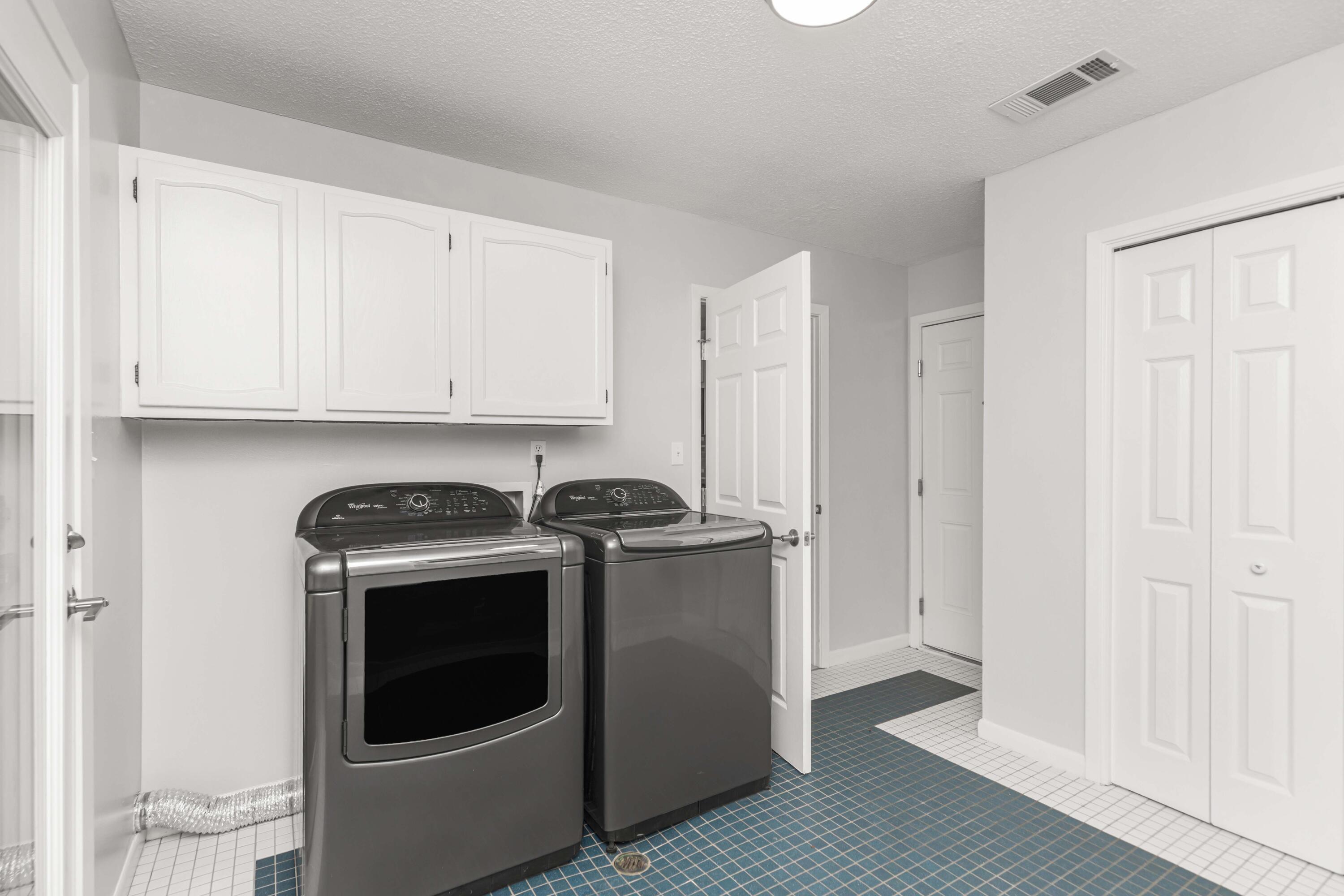 ALEXANDER HEIGHTS - Residential