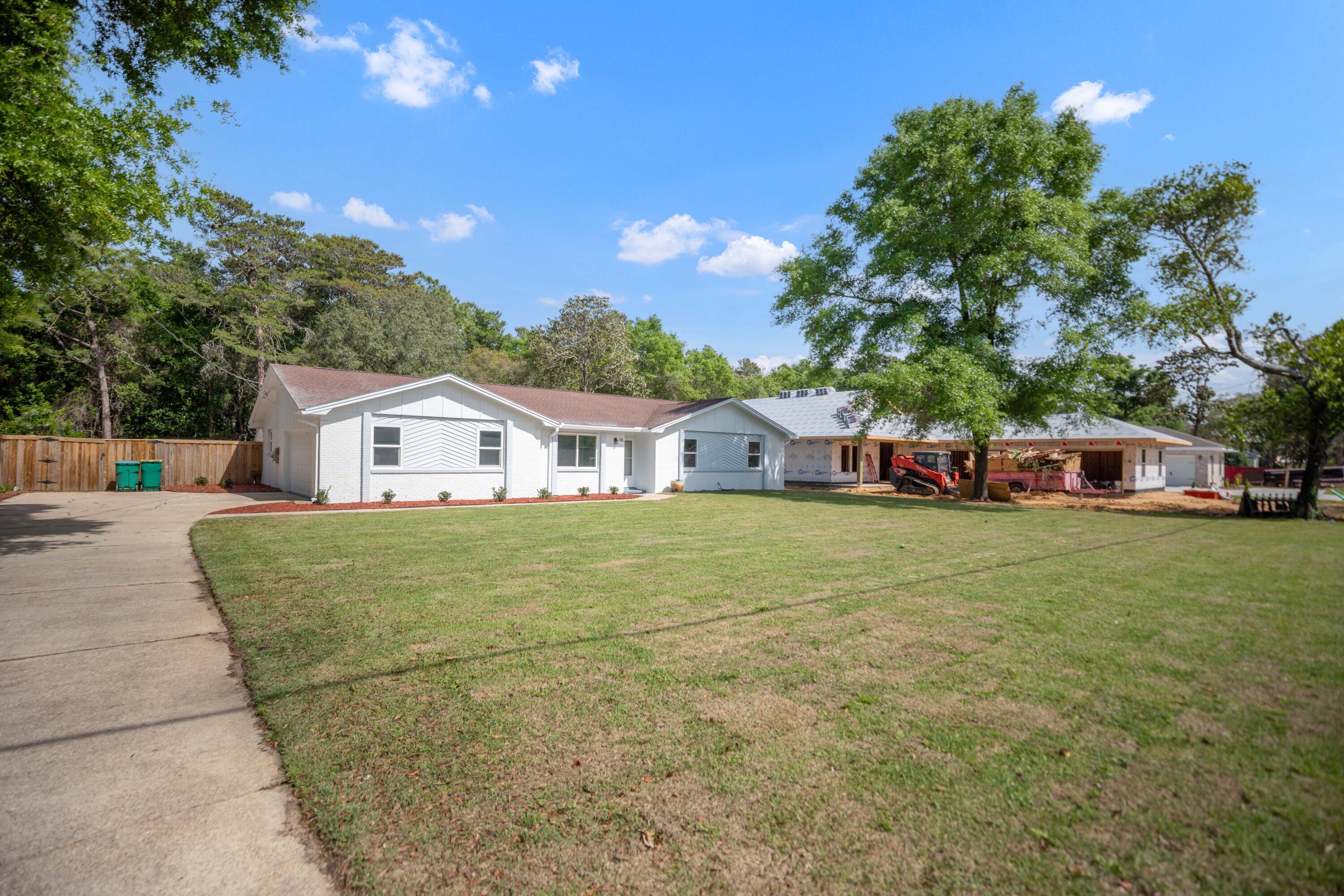 ALEXANDER HEIGHTS - Residential