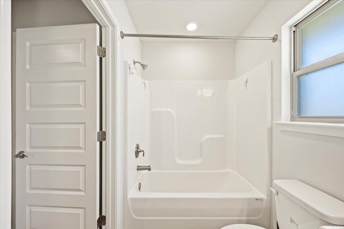 RIDGEWAY LANDING - Residential