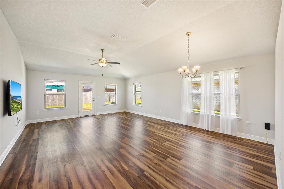 RIDGEWAY LANDING - Residential