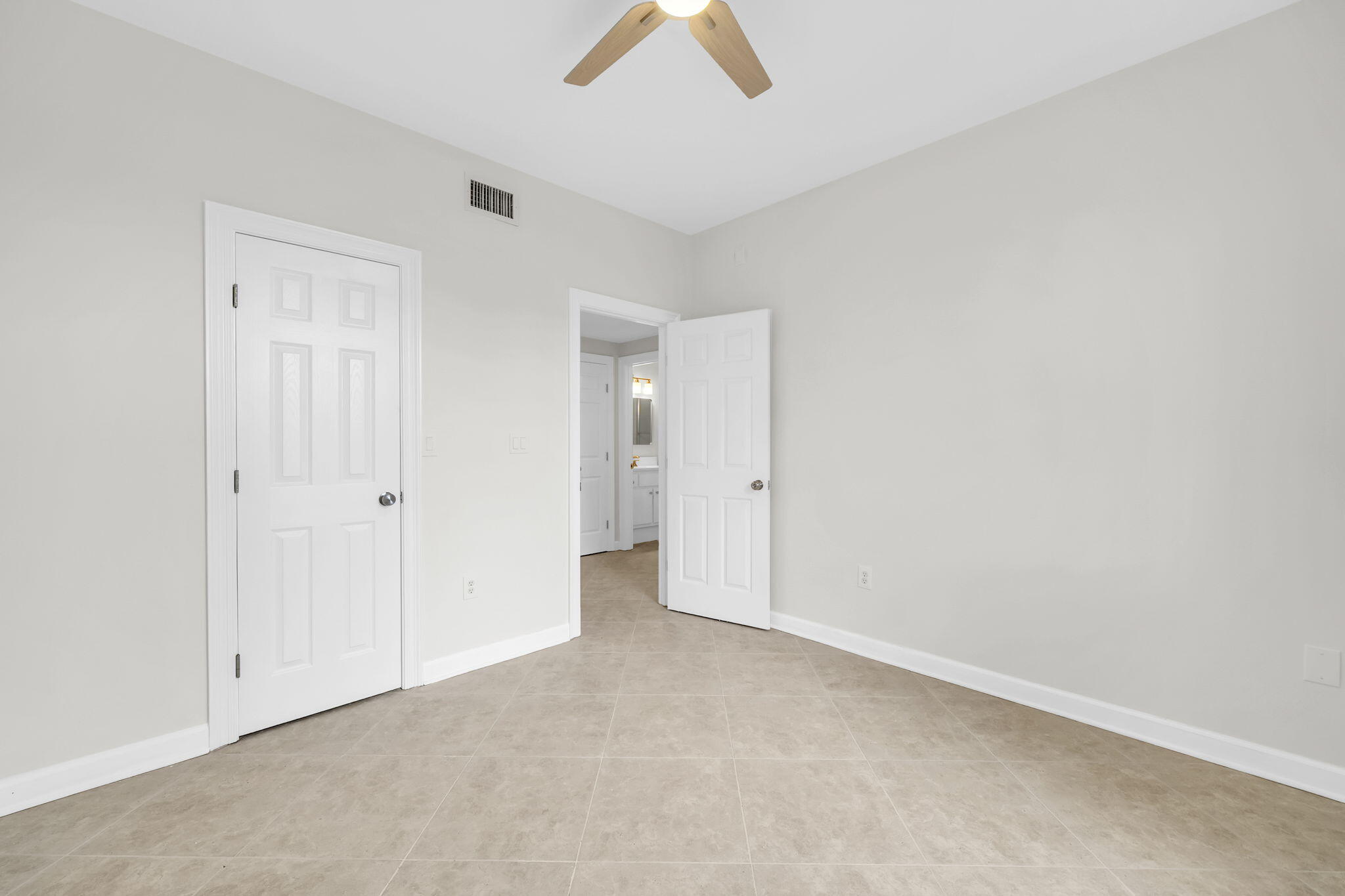 ESCADA - Residential