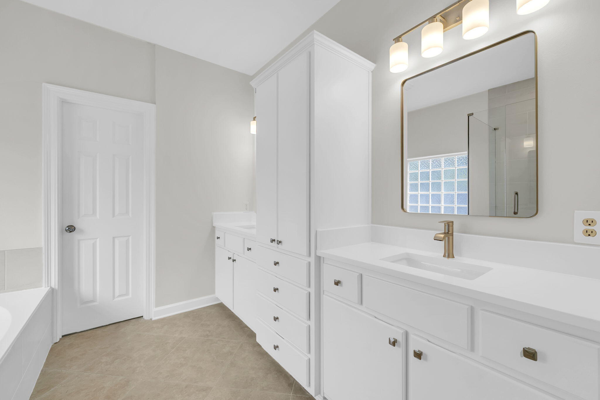 ESCADA - Residential