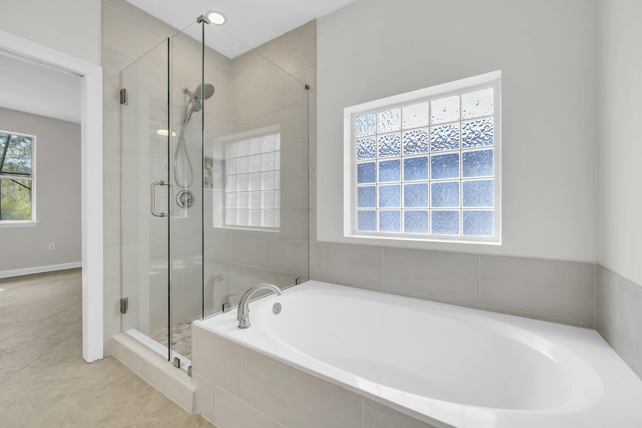 ESCADA - Residential