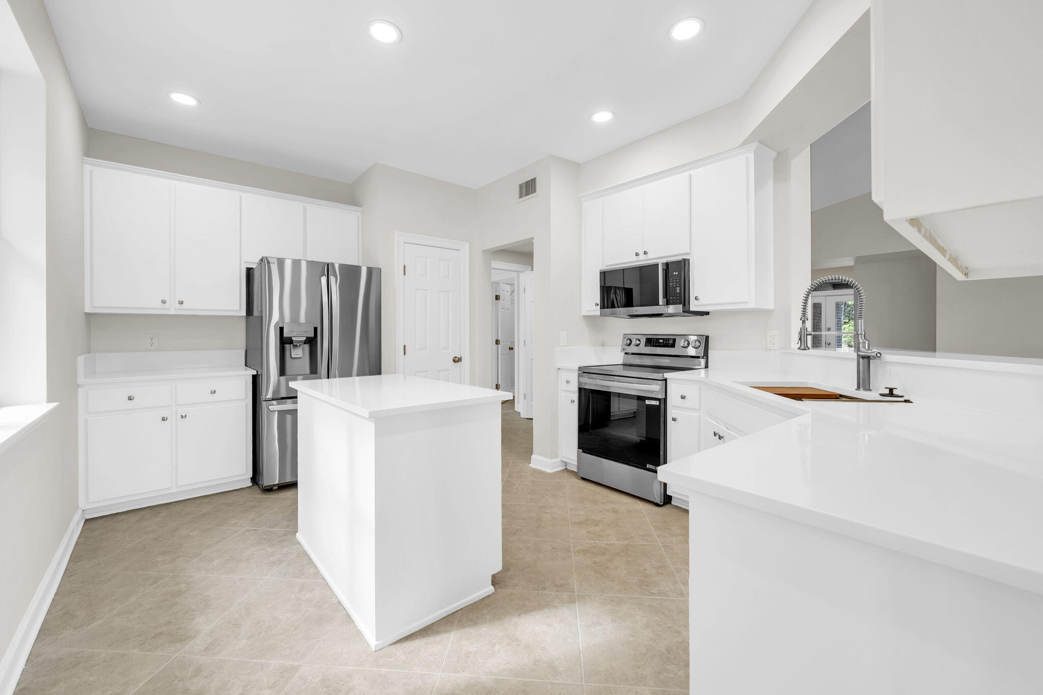 ESCADA - Residential